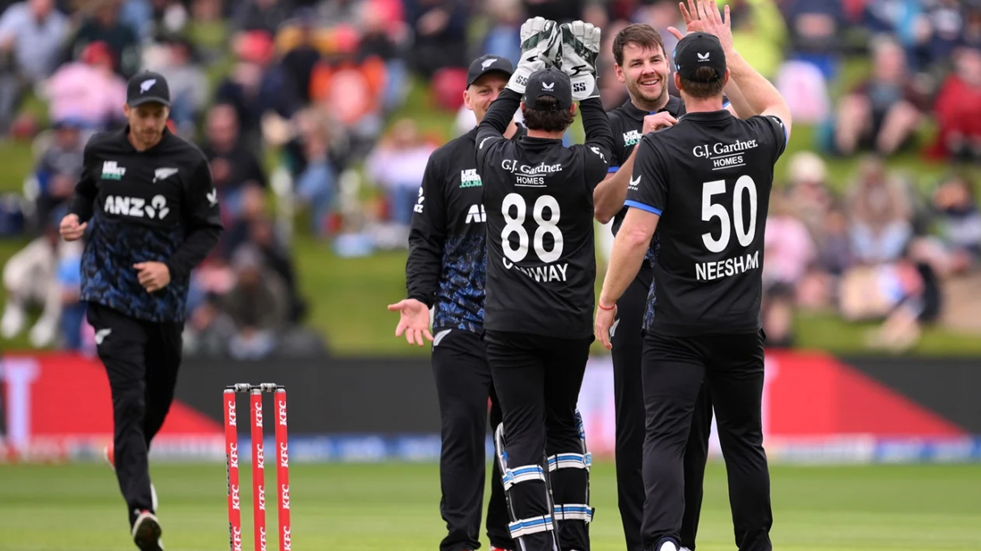 নিউজিল্যান্ডের বিশ্বকাপ স্কোয়াড ঘোষণা, টুর্নামেন্টের মাঝেই ছুটি নেবেন দুই তারকা