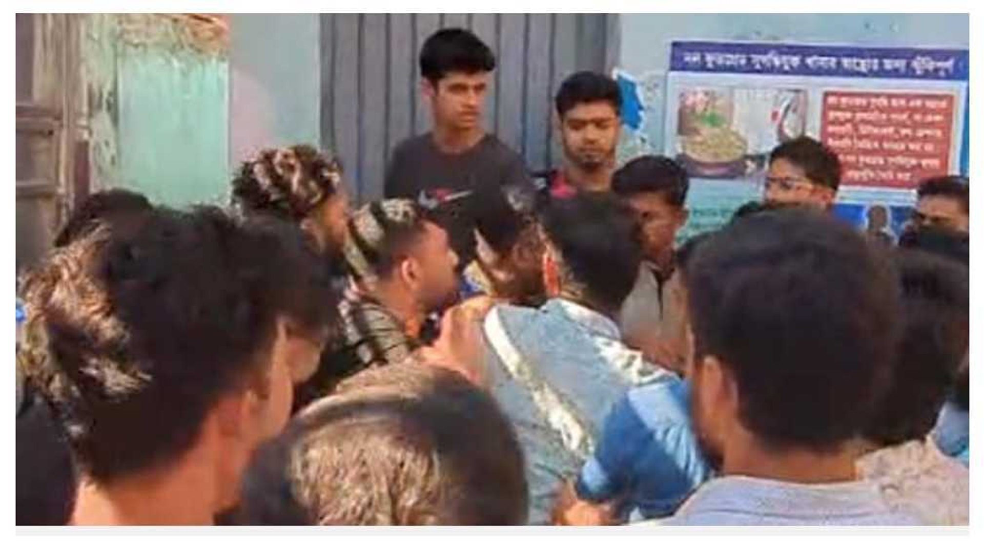 রাজশাহী সরকারি সিটি কলেজে ছাত্রদল-শিবির হাতাহাতি