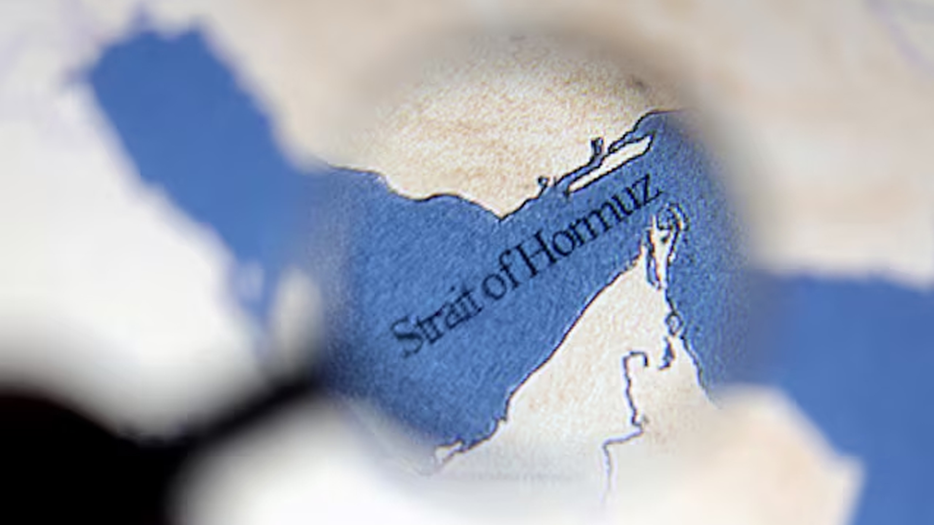 চীনের তিনটি জাহাজ হরমুজ প্রণালী পার হয়েছে: বেইজিং