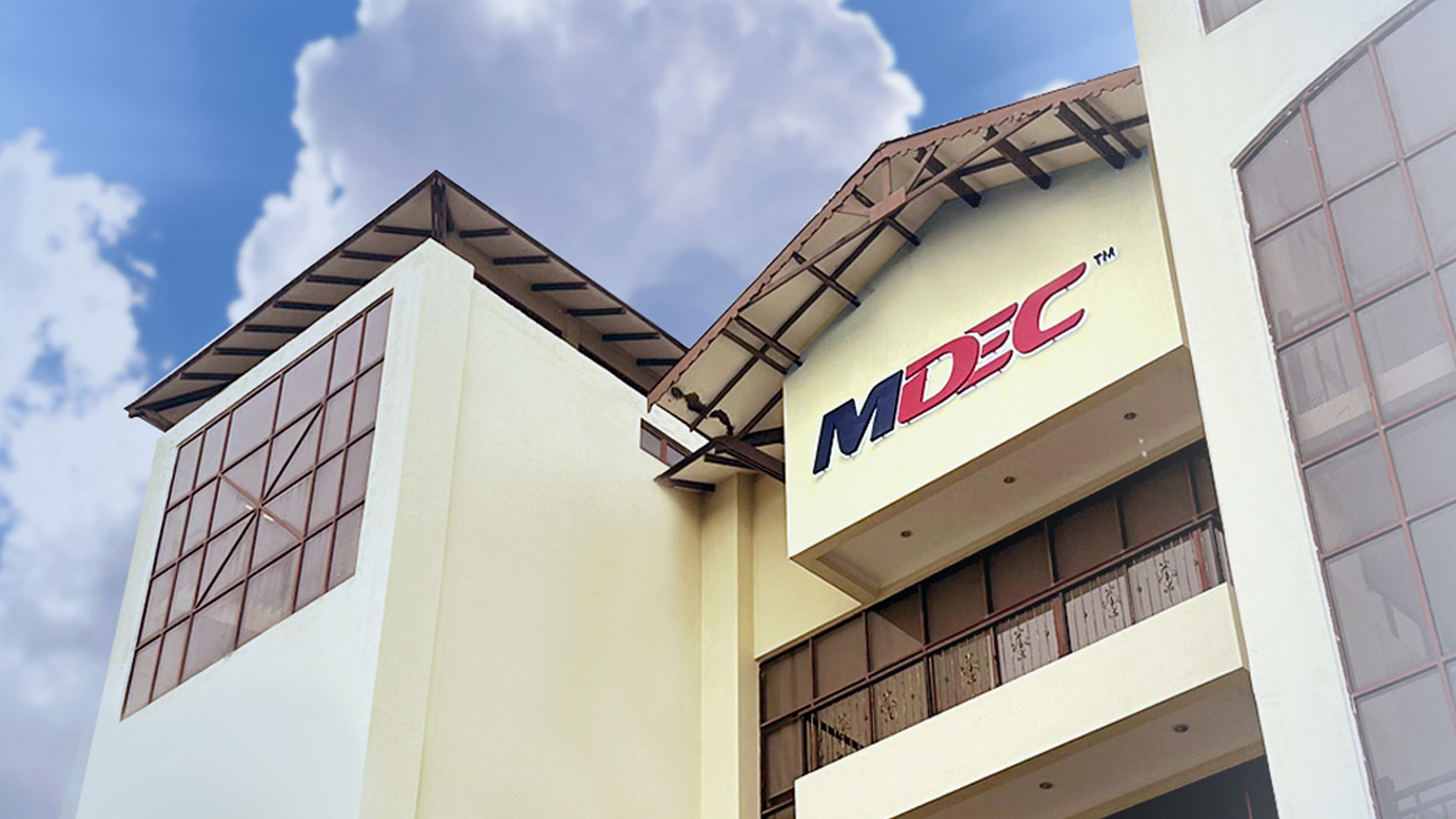 মালয়েশিয়ায় জটমুক্ত হচ্ছে দক্ষ বিদেশি কর্মীদের আবেদন