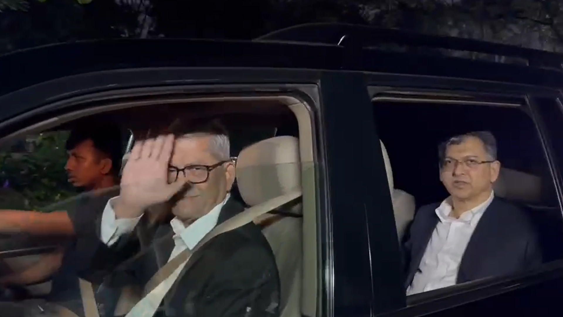 মির্জা ফখরুলসহ যমুনায় এলেন বিএনপির প্রতিনিধিরা