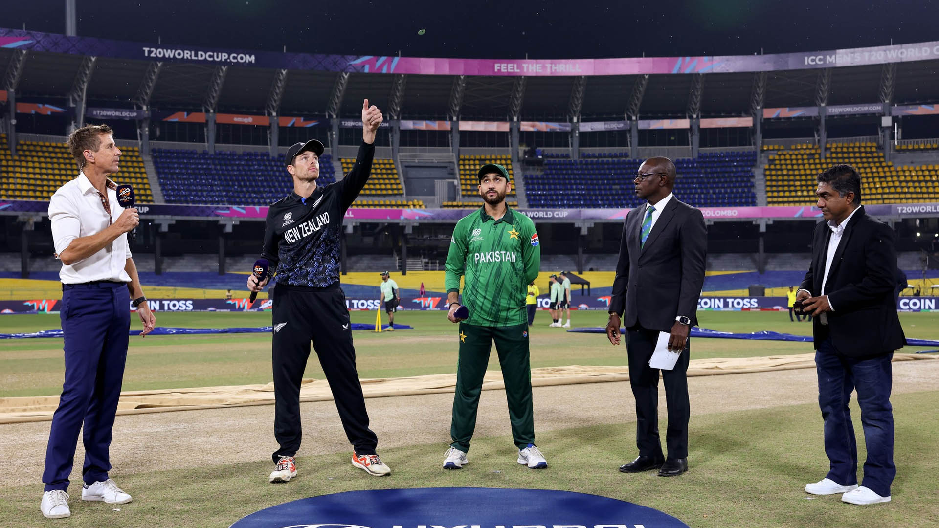 বাবর-শাদাবদের নিয়েই নিউজিল্যান্ডের মুখোমুখি পাকিস্তান