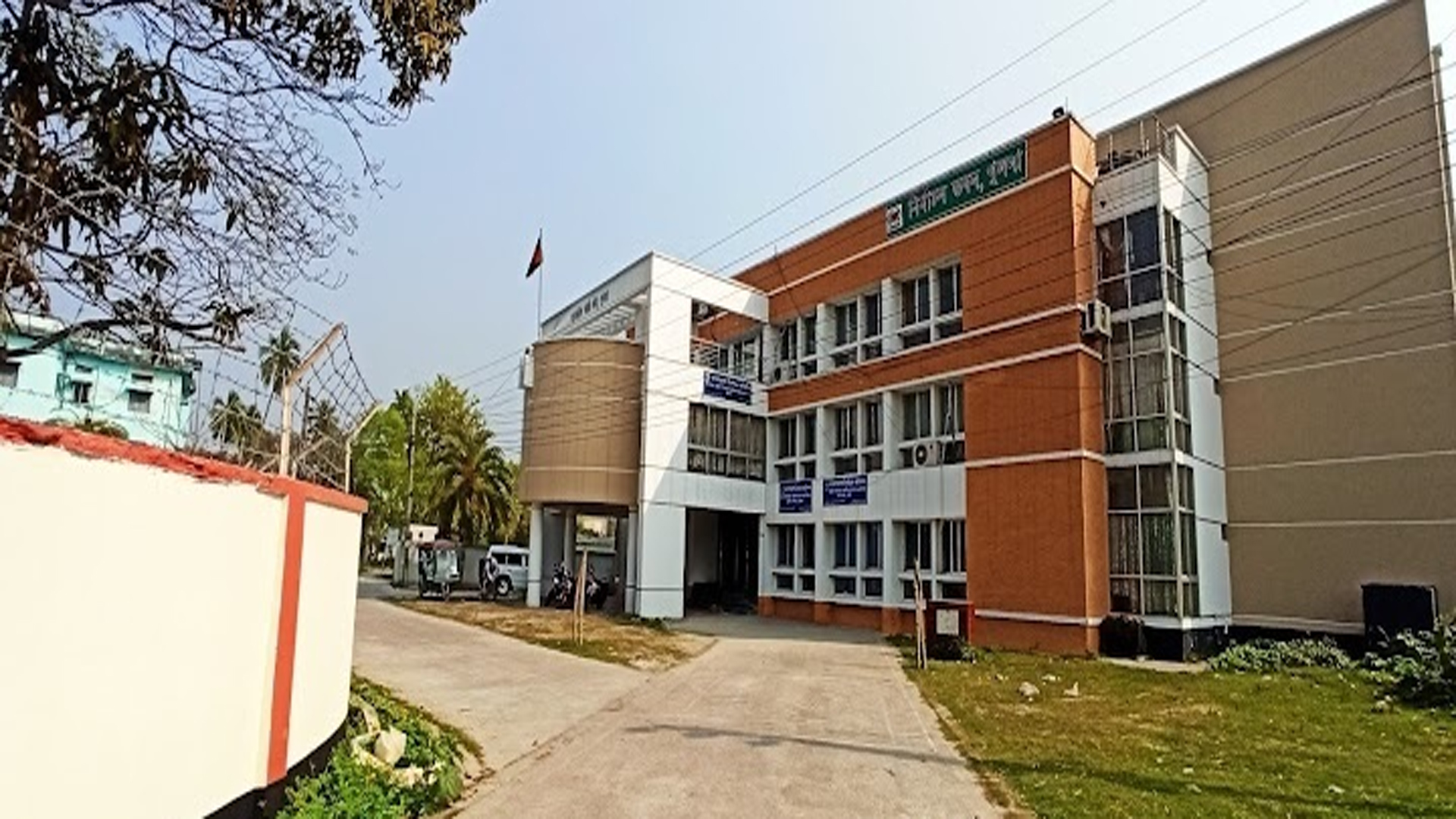 খুলনা-৩ আসনে তিন প্রার্থীর মনোনয়ন বাতিল