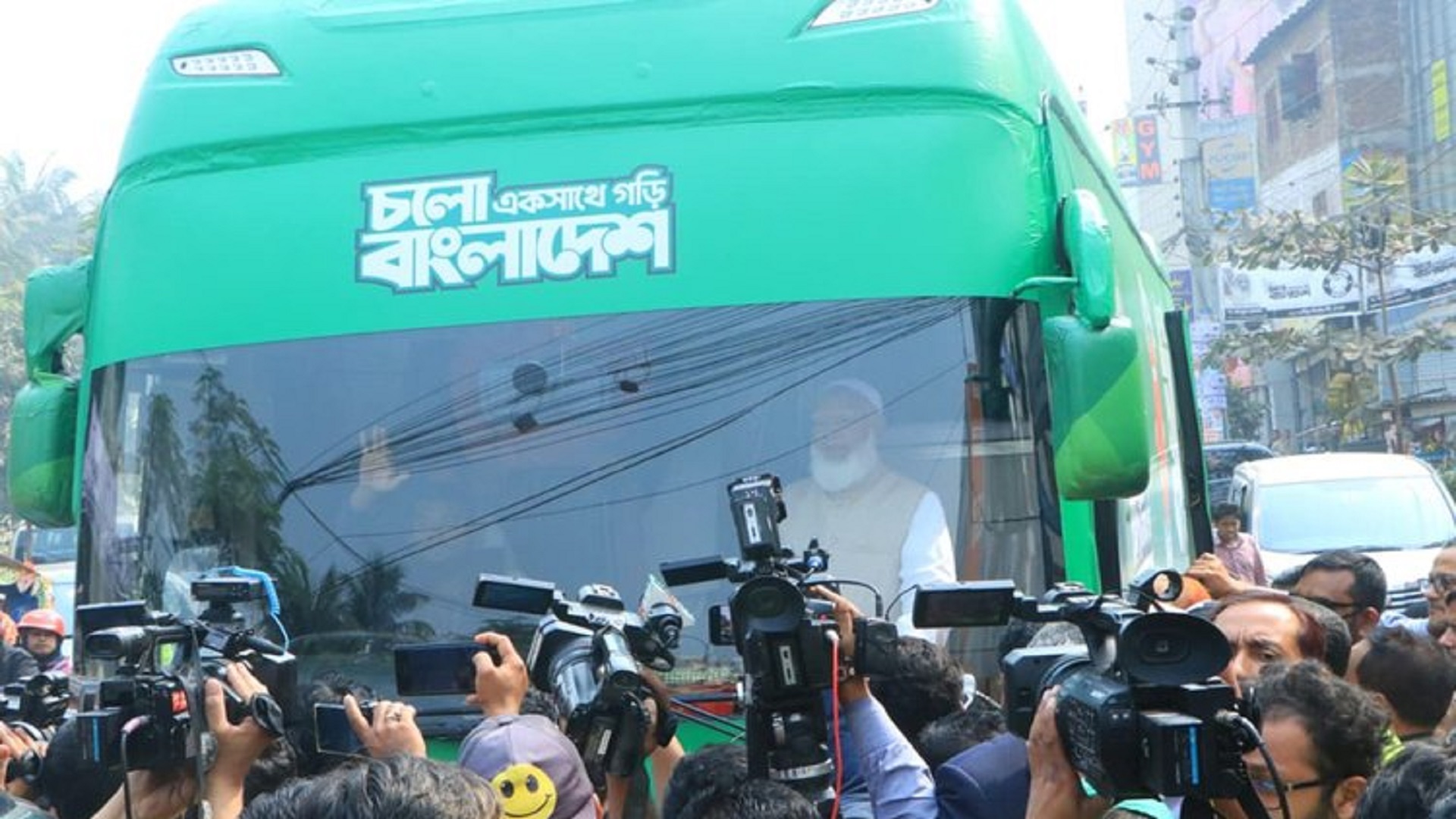 অন্য দলের অনুকরণে কি সড়কে প্রচারণা বাস, যা জানাল জামায়াত