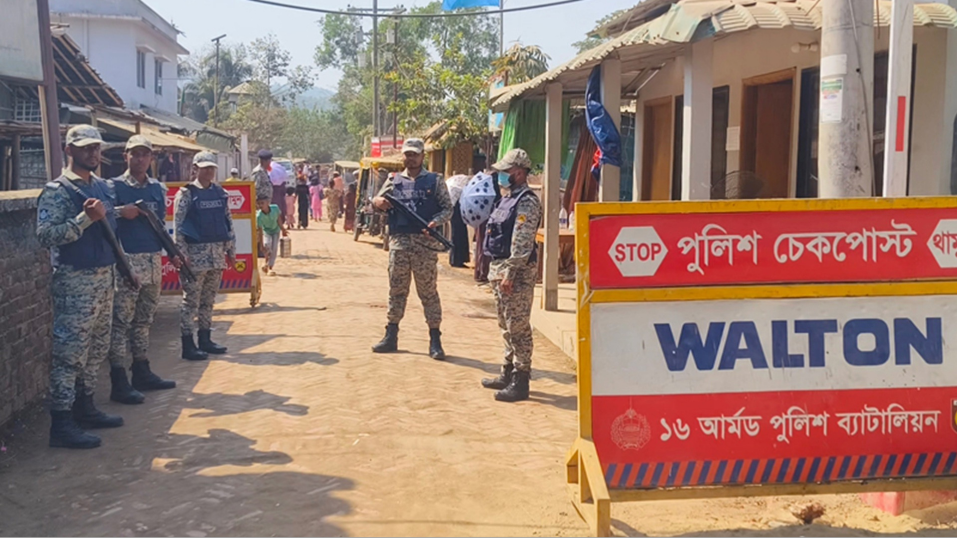 টেকনাফে রোহিঙ্গা ক্যাম্পে গোলাগুলি, প্রতিপক্ষের গুলিতে নিহত ১