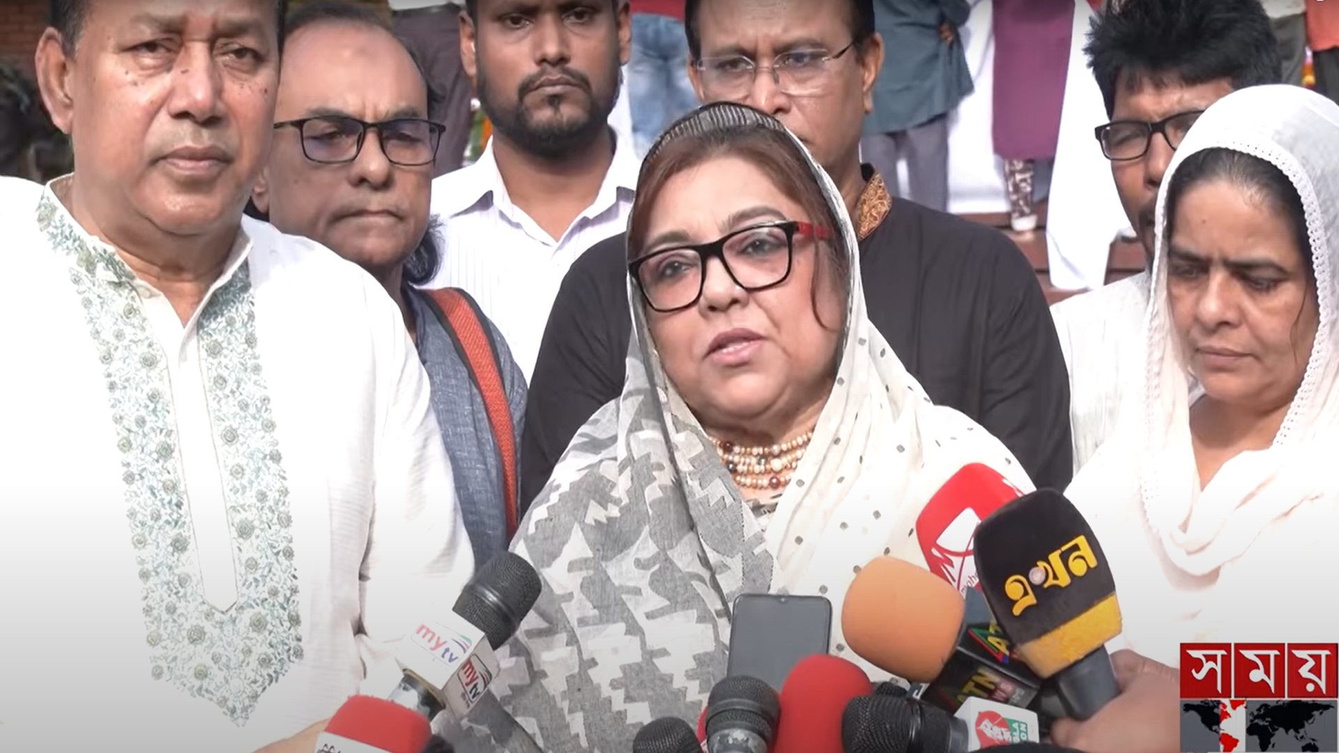 নজরুল সৃষ্টিকর্ম বিশ্বের কাছে পৌঁছাতে অনুবাদ করার আহ্বান পরিবারের