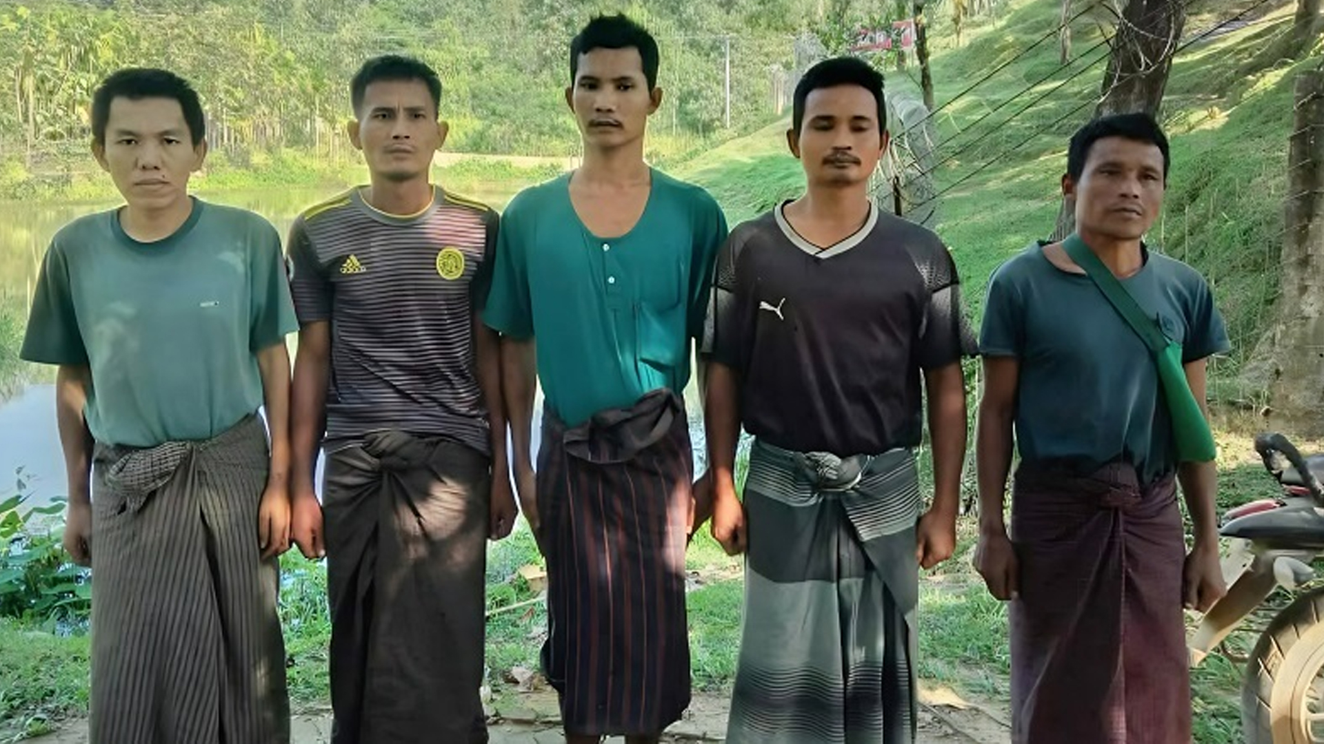 সীমান্ত দিয়ে বাংলাদেশে ঢুকে পড়া মিয়ানমারের বিজিপি ও সেনাবাহিনীর ৫ সদস্য আটক