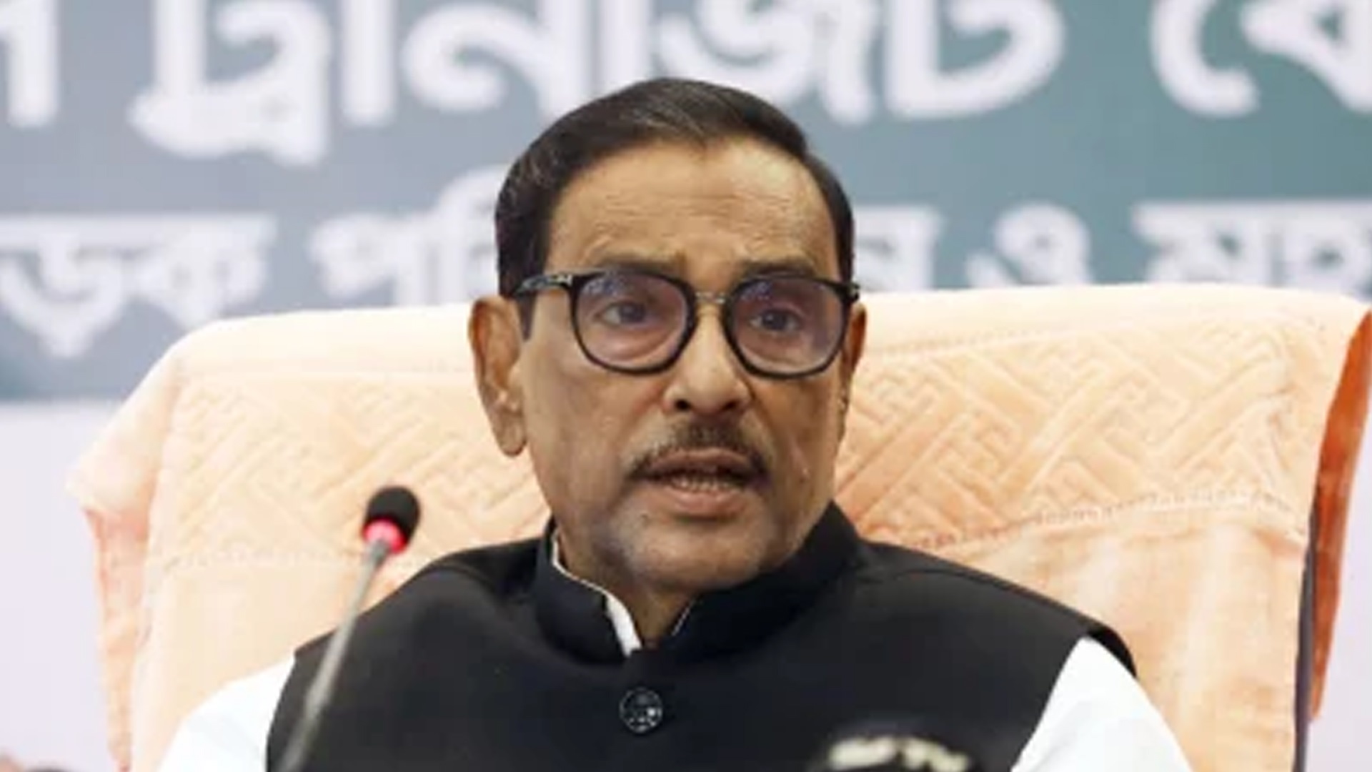 এবার ওবায়দুল কাদেরের ব্যাংক হিসাবের তথ্য চেয়েছে ব...