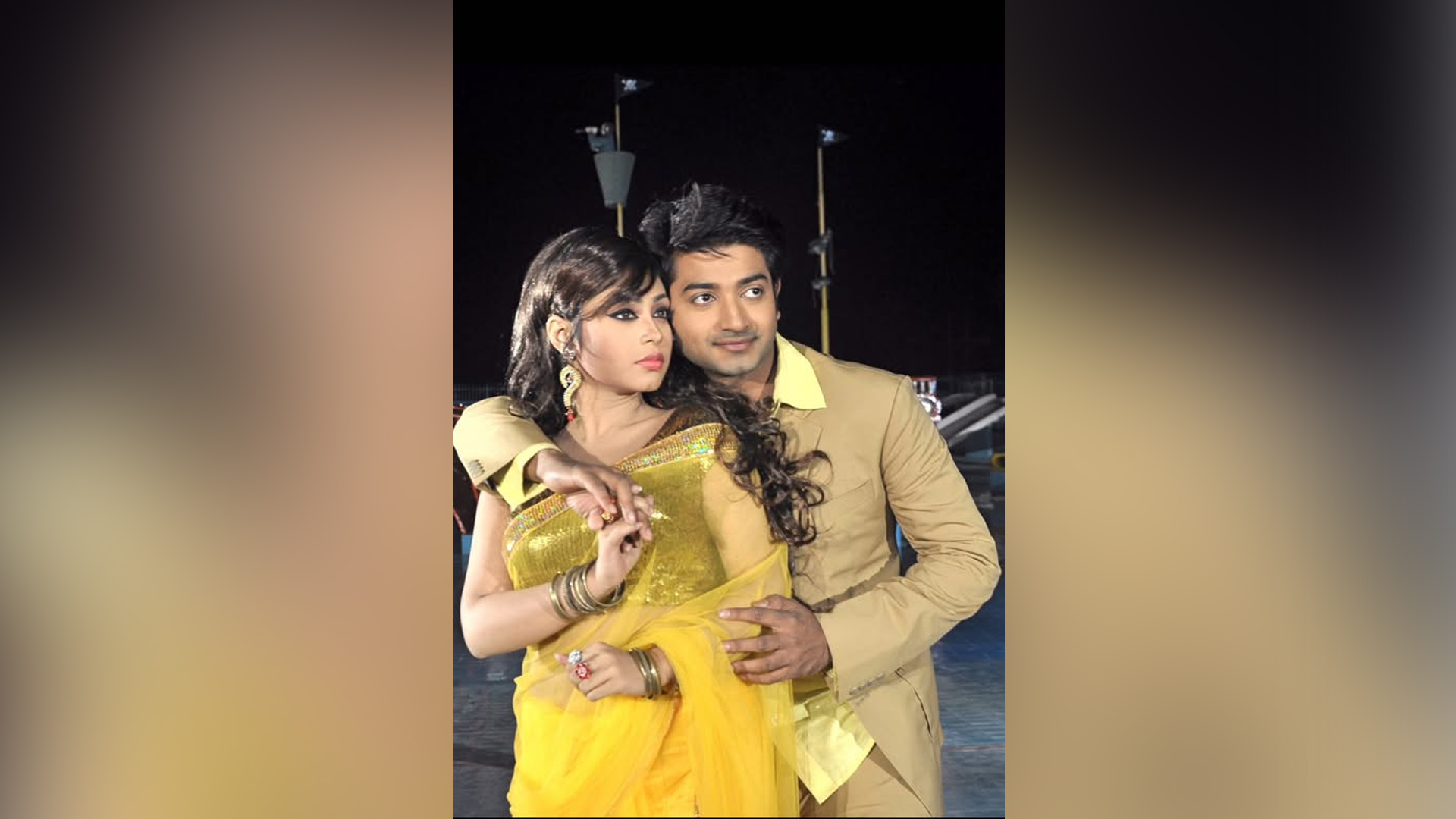 বাপ্পী চৌধুরীর সঙ্গে ছবি পোস্ট করে যা জানালেন মিষ্টি জান্নাত