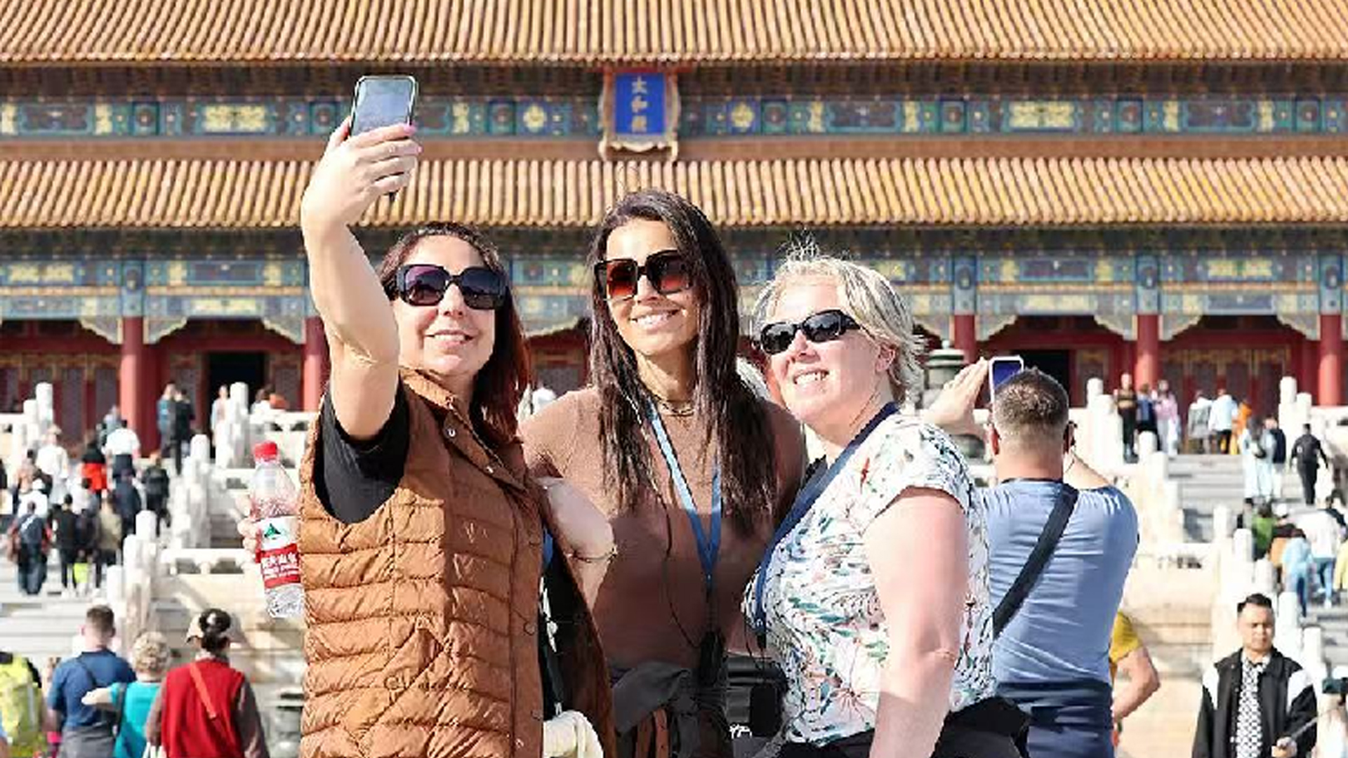 বৈশ্বিক গ্রহণযোগ্যতায় যুক্তরাষ্ট্রকে ছাড়াল চীন: গ্যালাপ