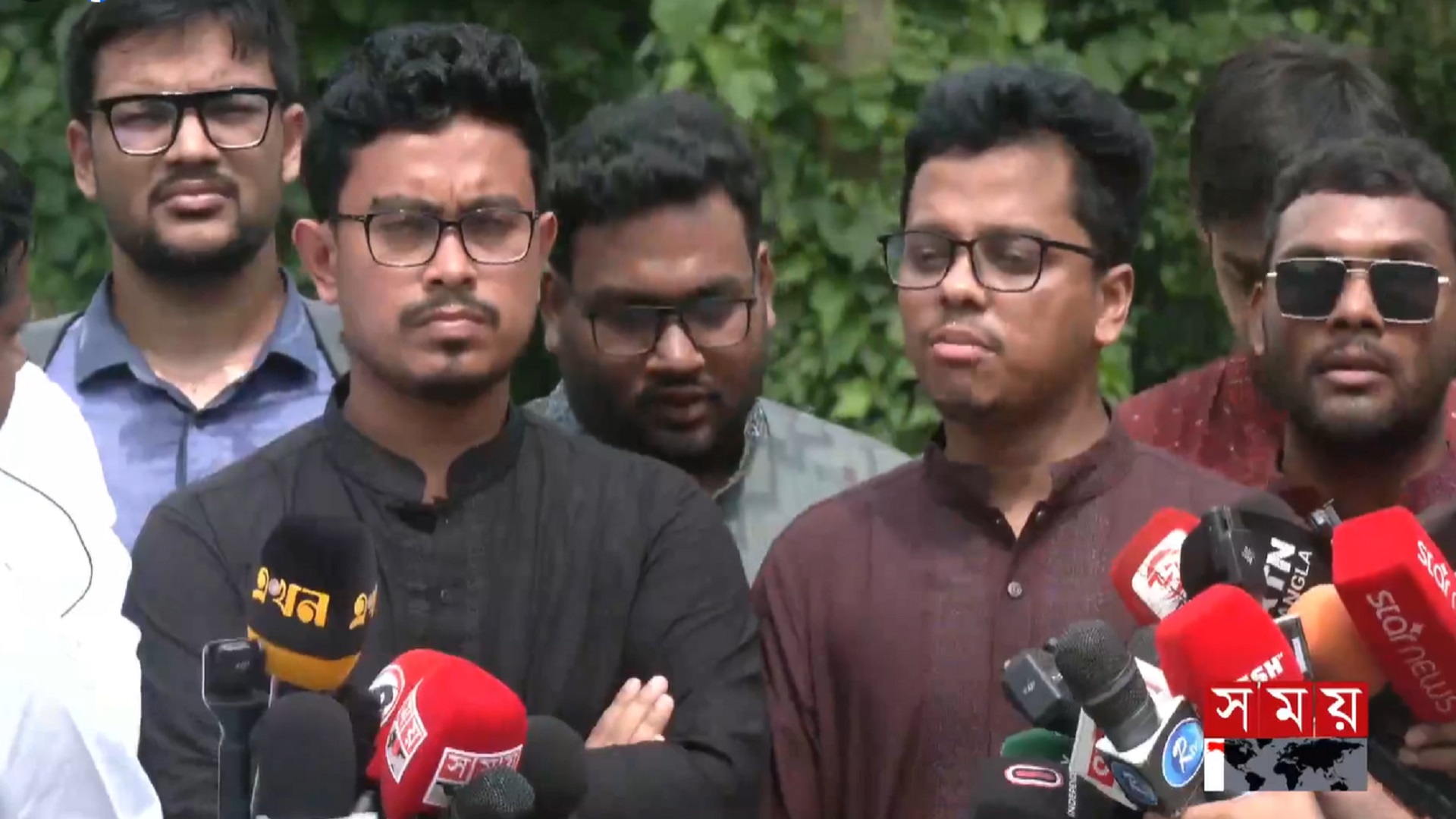 Demi Mur yalangoch video onlayn Ona ogil ogil jinsiy aloqa