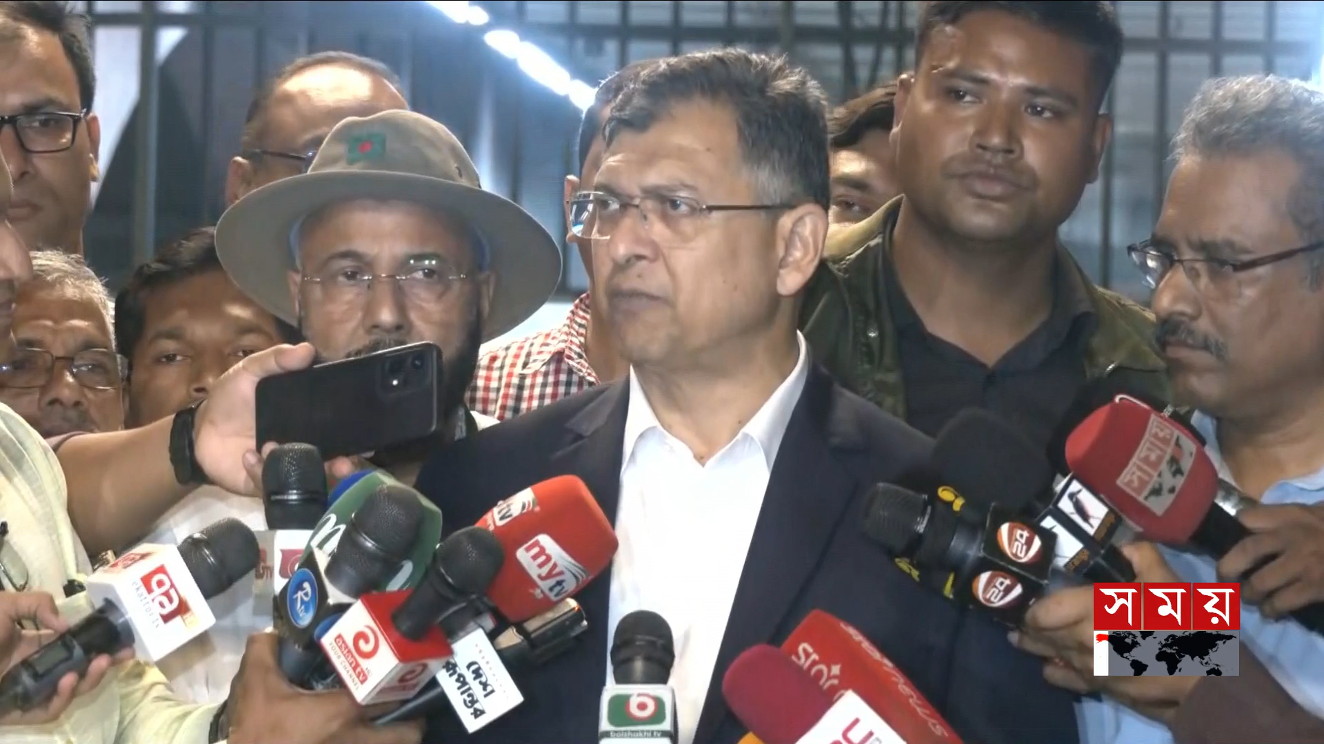 জ্বালানি তেলের দাম না বাড়ানো সরকারের বড় সাফল্য: স্বরাষ্ট্রমন্ত্রী