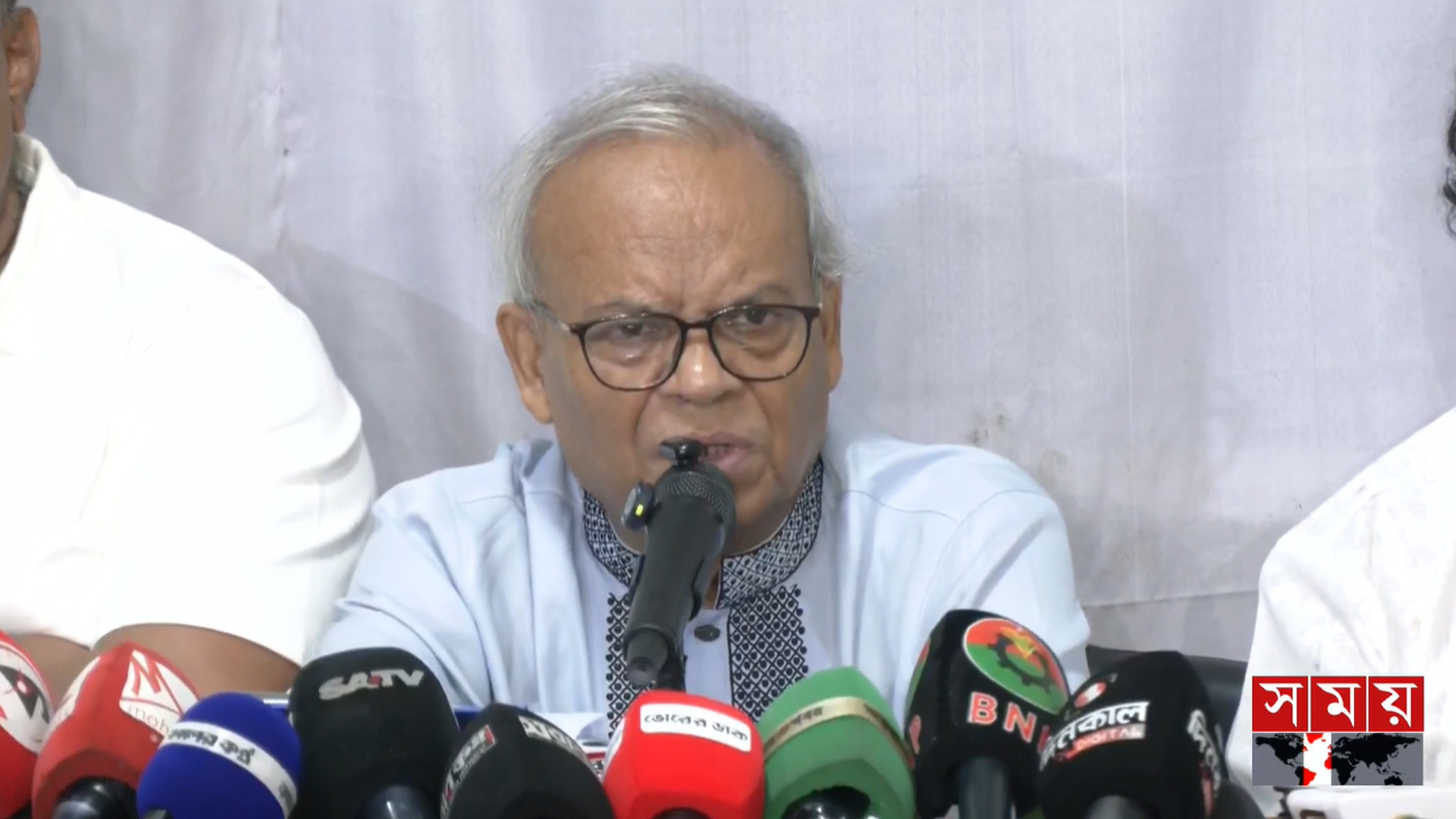শেখ হাসিনার দেশে ফেরার দাবি স্বভাবসুলভ বাগাড়ম্বর ও স্ট্যান্ডবাজি: রিজভী