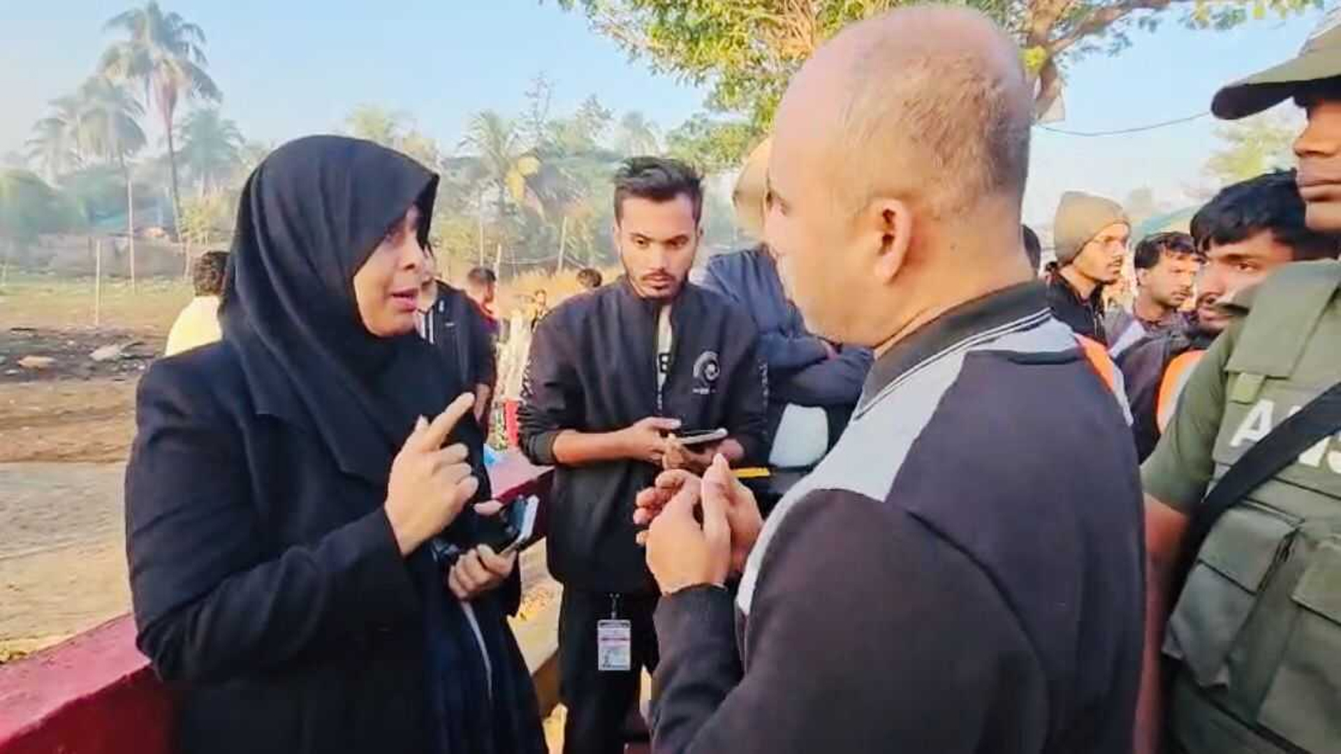 ইউএনওকে গ্রেফতার করতে বলে বিপাকে স্বরাষ্ট্র মন্ত্রণালয়ের কর্মকর্তা, চাইলেন ক্ষমা