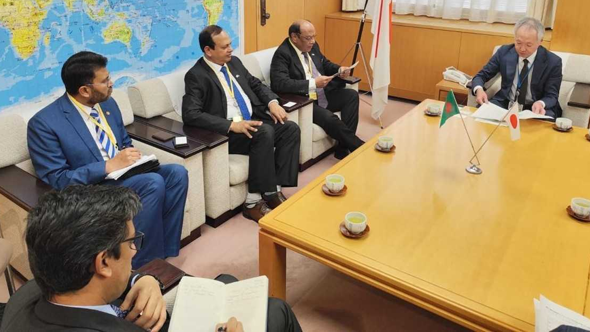 জাপানের ভাইস-মিনিস্টারের সঙ্গে প্রবাসী কল্যাণ স‌চিবের সাক্ষাৎ