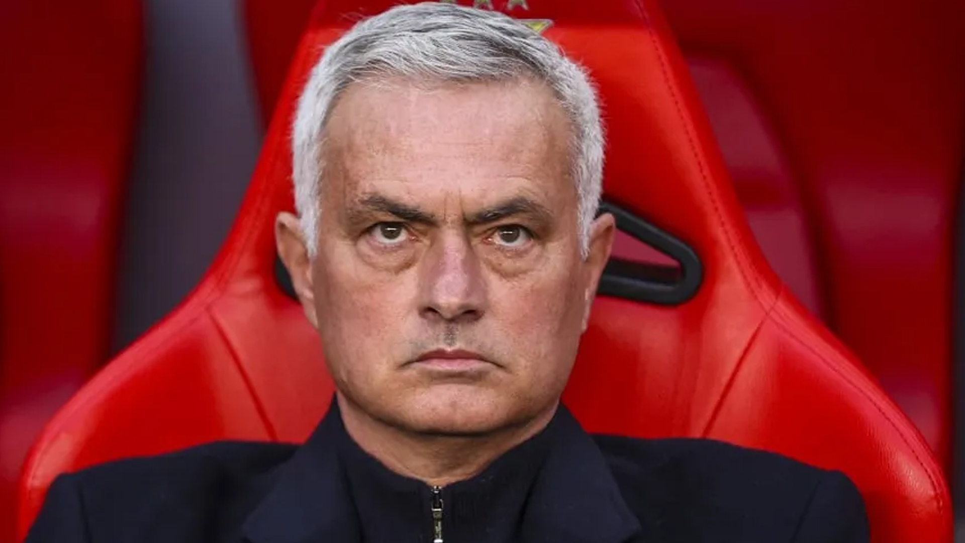 শিরোপাদৌড় থেকে ছিটকে পড়ে খেলোয়াড়দের কড়া সমালোচনা করলেন মরিনিয়ো