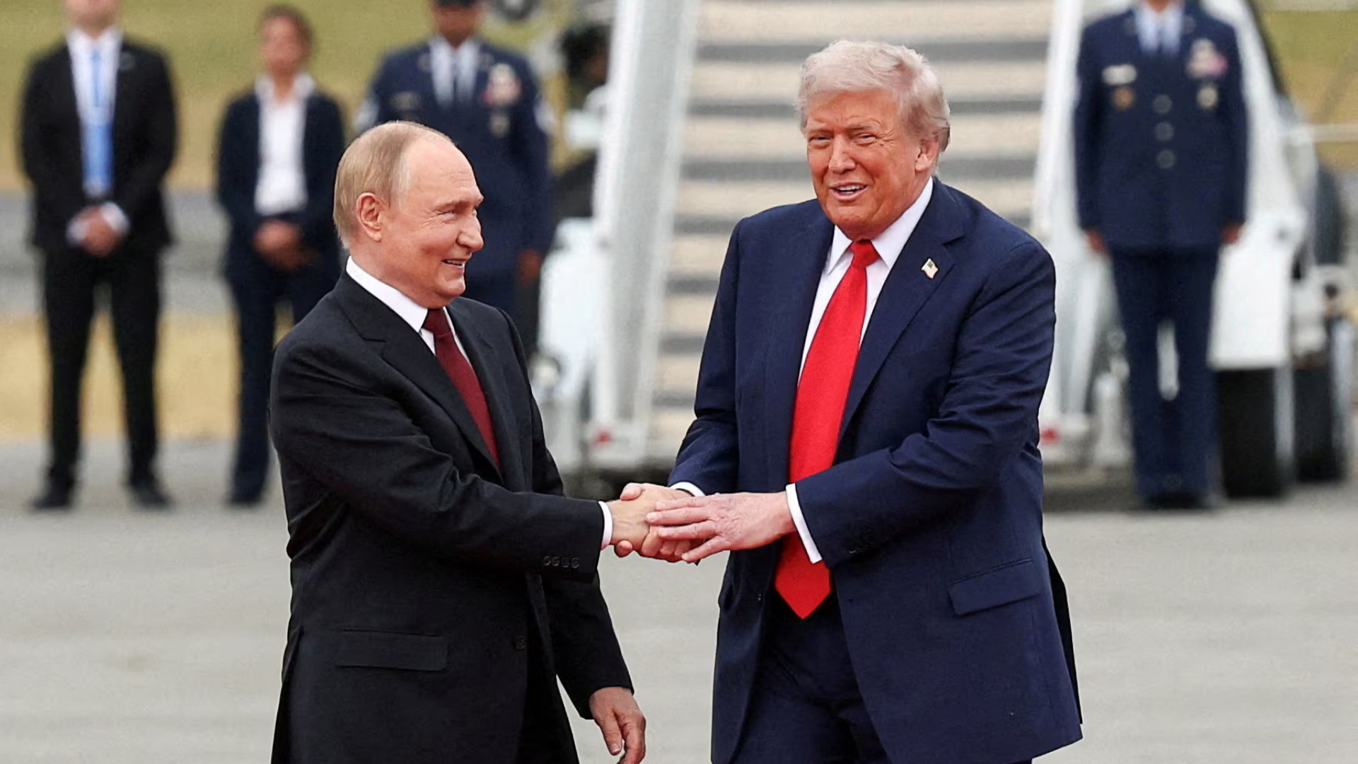 ফোনালাপের পরই পুতিনের সঙ্গে বৈঠকের ঘোষণা ট্রাম্পের