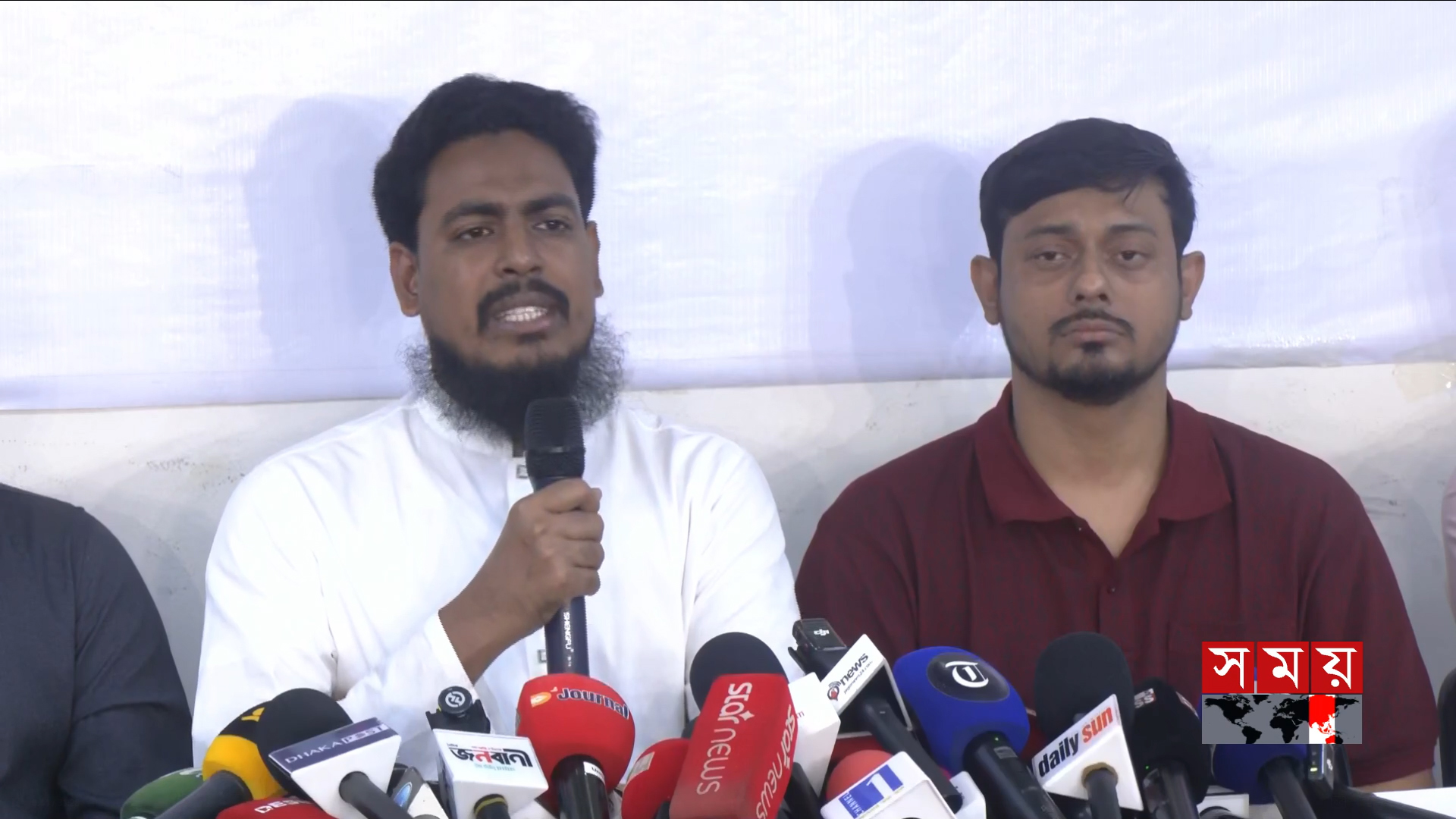 নির্বাচন বানচালের চেষ্টা করছে সরকারের একটি পক্ষ: আখতার হোসেন