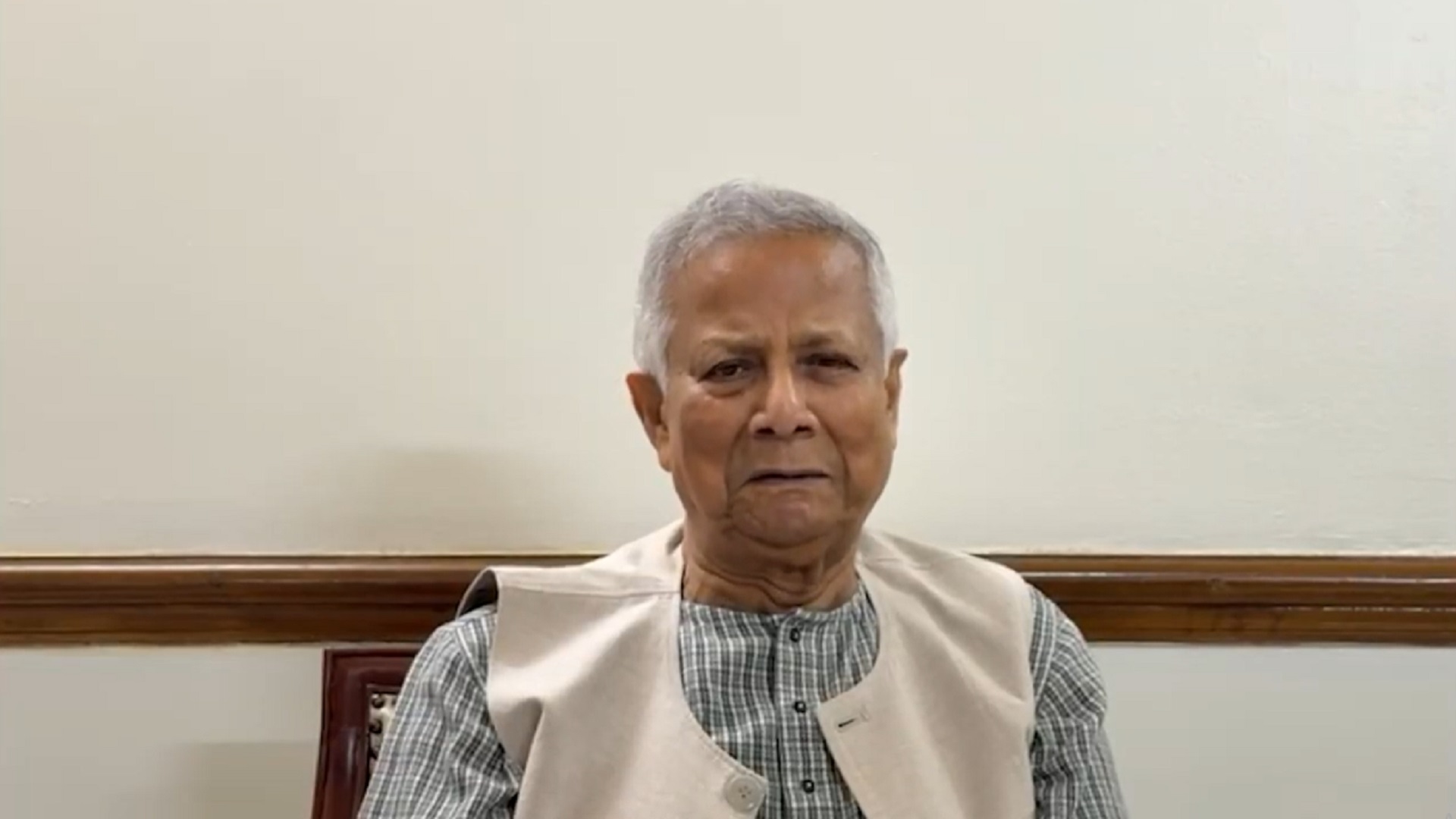 বিমান দুর্ঘটনা নিয়ে প্রধান উপদেষ্টার ভিডিও বার্তা