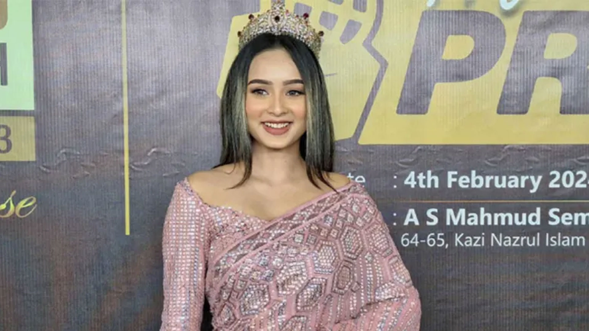 XXX jinsiy aloqa rasmlar Onlayn ichki kiyimdagi yigitlar ishtirokidagi porno