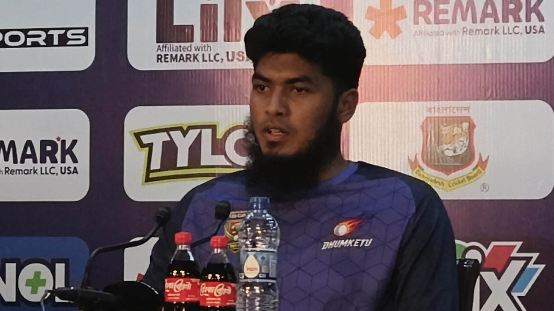 বিগ ব্যাশে ১৫ উইকেট নিয়েও সন্তুষ্ট নন রিশাদ, নিজেই জানালেন কারণ