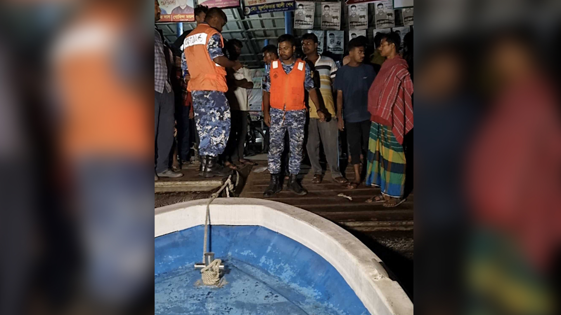 পূর্ব রূপসা ঘাটের পন্টুনে যাত্রীবাহী ট্রলারের ধাক্কা, নদীতে পড়ে নিখোঁজ ২