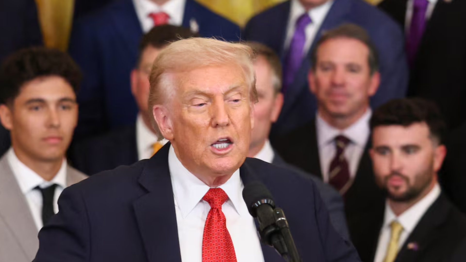 যুদ্ধে ইউক্রেন জিতবে না, এখন শান্তির সময়: ট্রাম্প