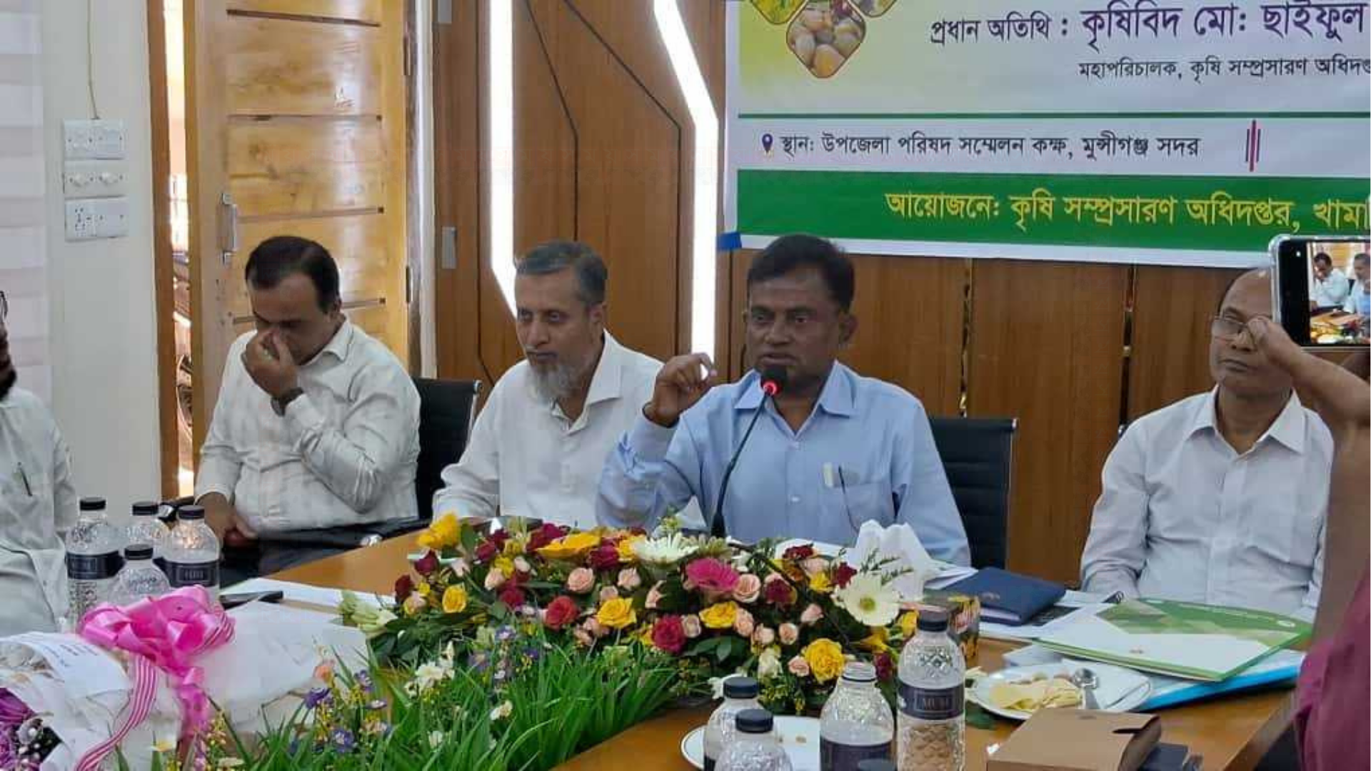 কিছু গোষ্ঠী সার সংকটের গুজব ছড়াচ্ছে: ডিএই মহাপরিচালক