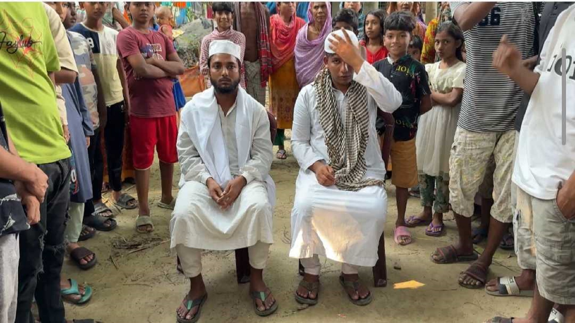 ‘পানি পড়া’ খাইয়ে গৃহবধূর অর্থ হাতিয়ে নেয়ার চেষ্টা, দুই প্রতারক আটক