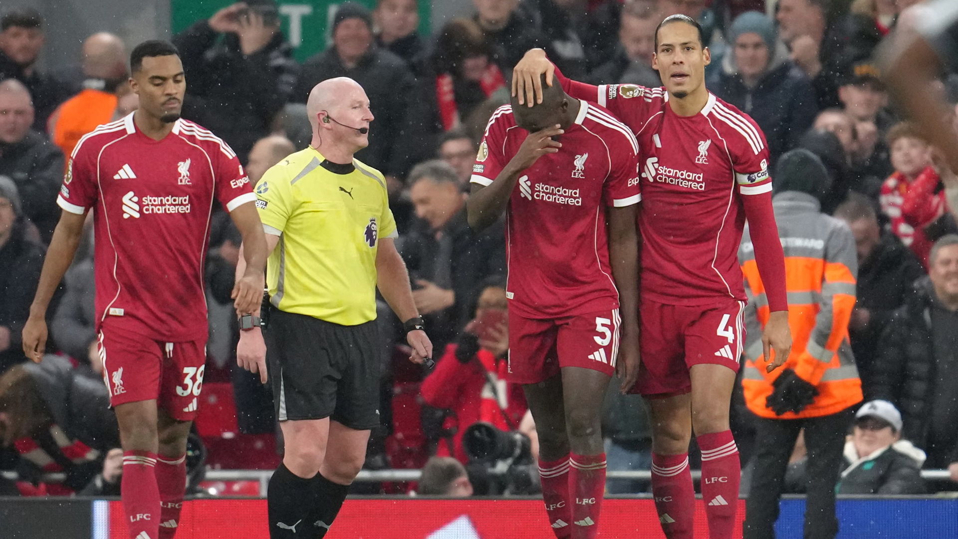 কাটল ৩৪ দিনের খরা, লিগে বছরের প্রথম জয় লিভারপুলের