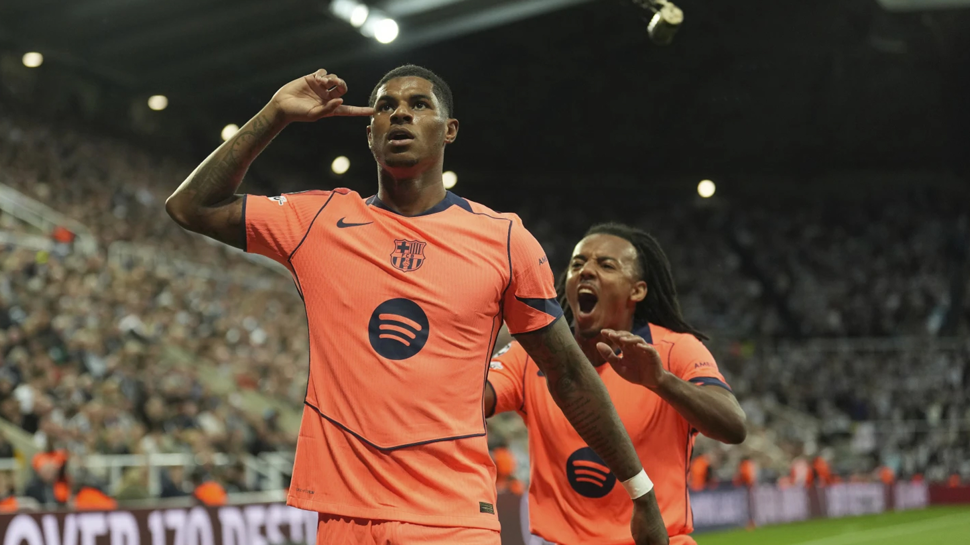 রাশফোর্ডকে নিয়ে বর্ণবাদী মন্তব্য করা সমর্থক বড় অঙ্কের জরিমানার মুখে