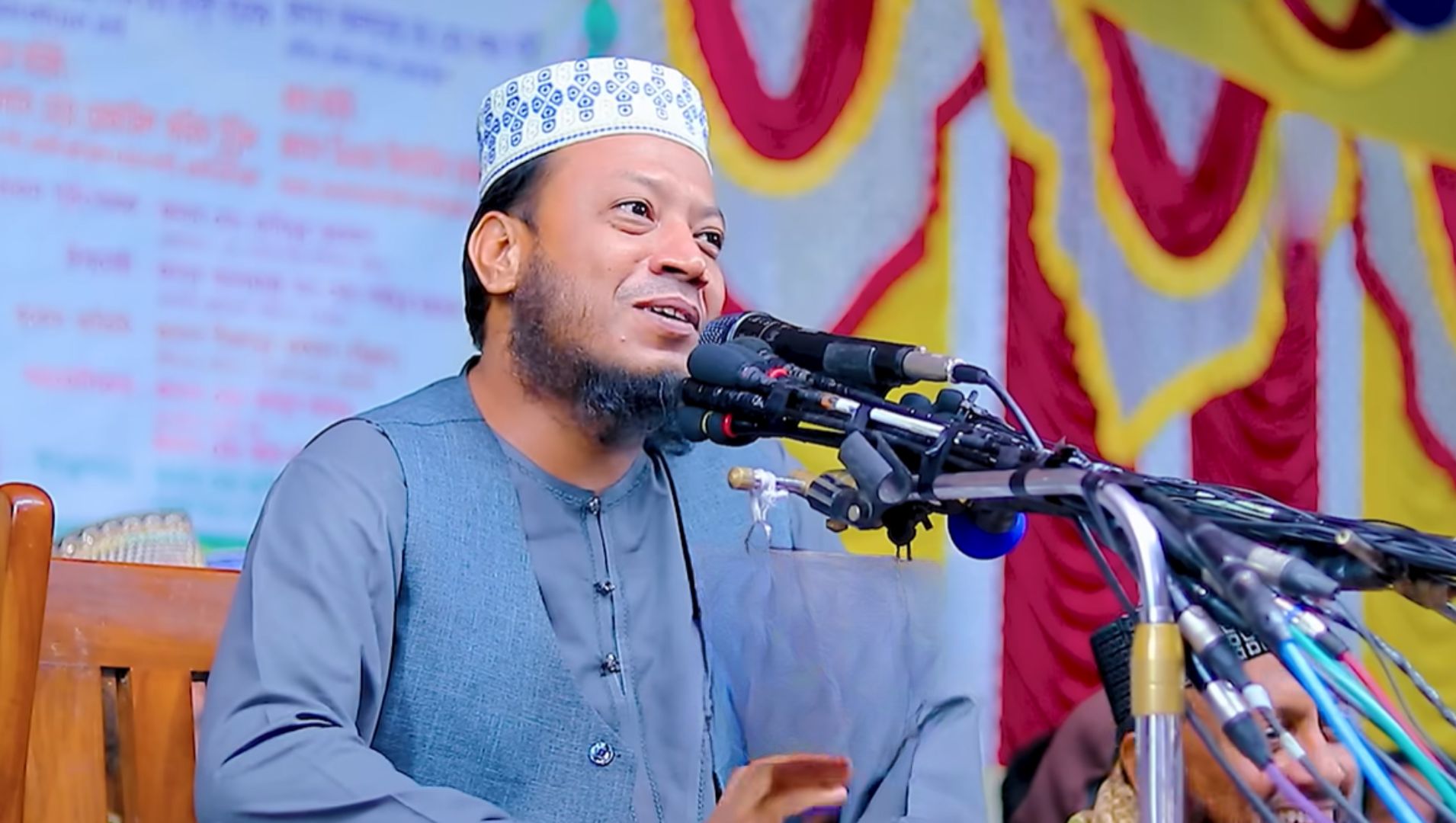 মধ্যরাতে আমির হামজার দুঃখ প্রকাশ