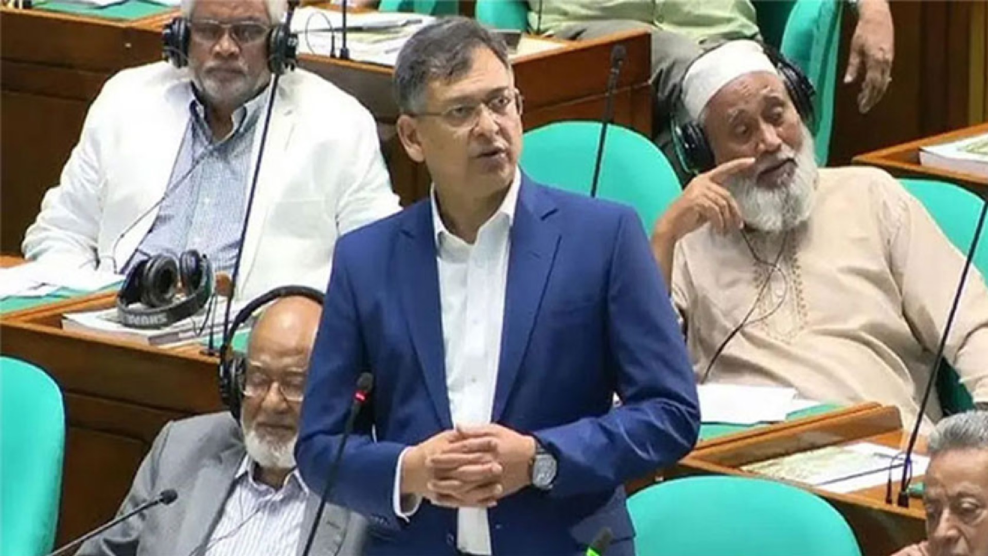 জুলাই জাতীয় সনদ শতভাগ পূরণে বিএনপি অঙ্গীকারাবদ্ধ, সংসদে স্বরাষ্ট্রমন্ত্রী