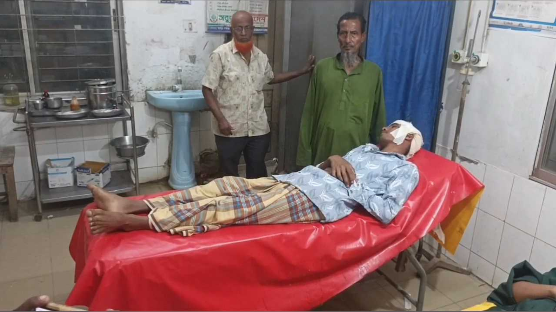 পতাকা লাগানো নিয়ে আর্জেন্টিনার সমর্থককে পিটিয়ে আহত