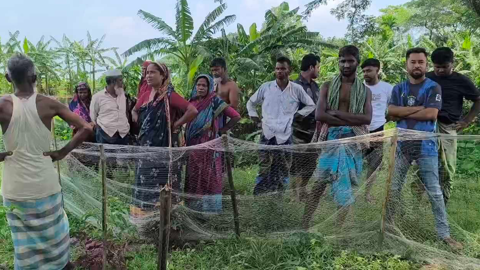 শরীয়তপুরে ককটেল বিস্ফোরণে শিশুর কবজি বিচ্ছিন্ন