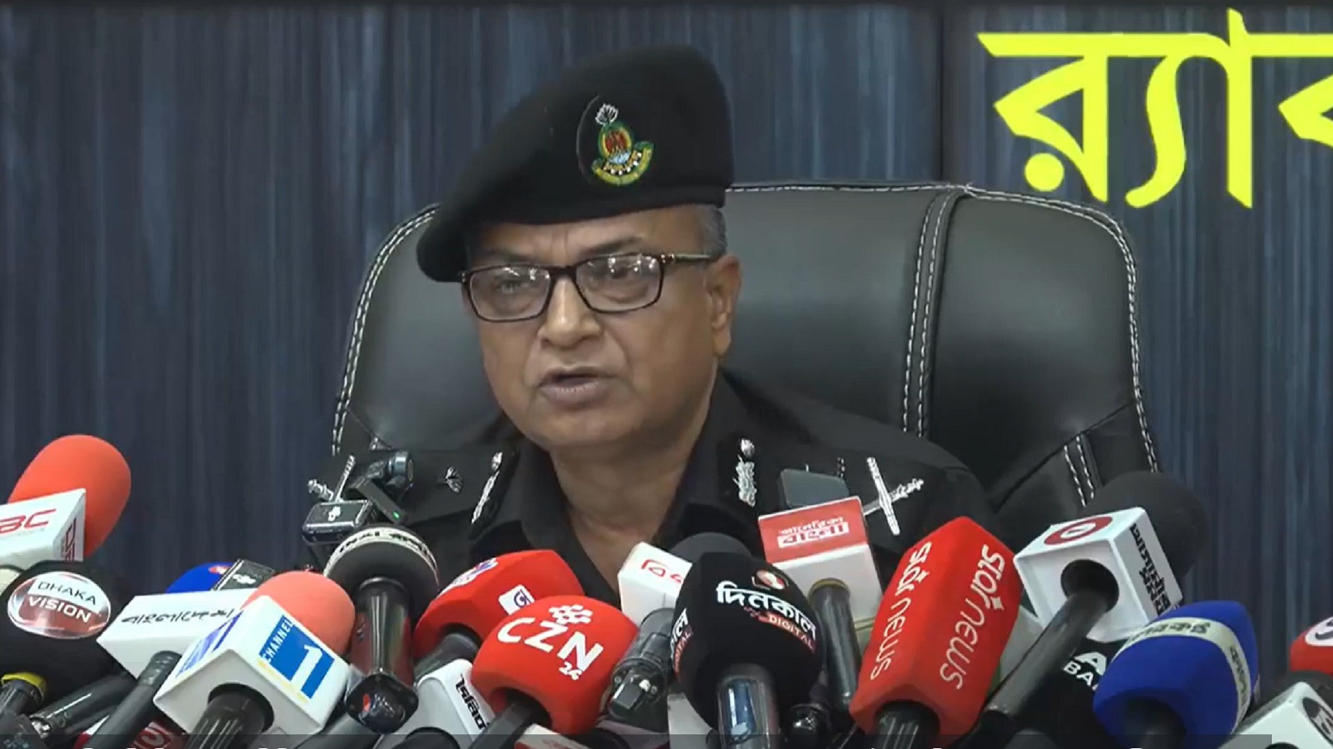 র‌্যাব বিলুপ্তি নিয়ে যা বললেন মহাপরিচালক