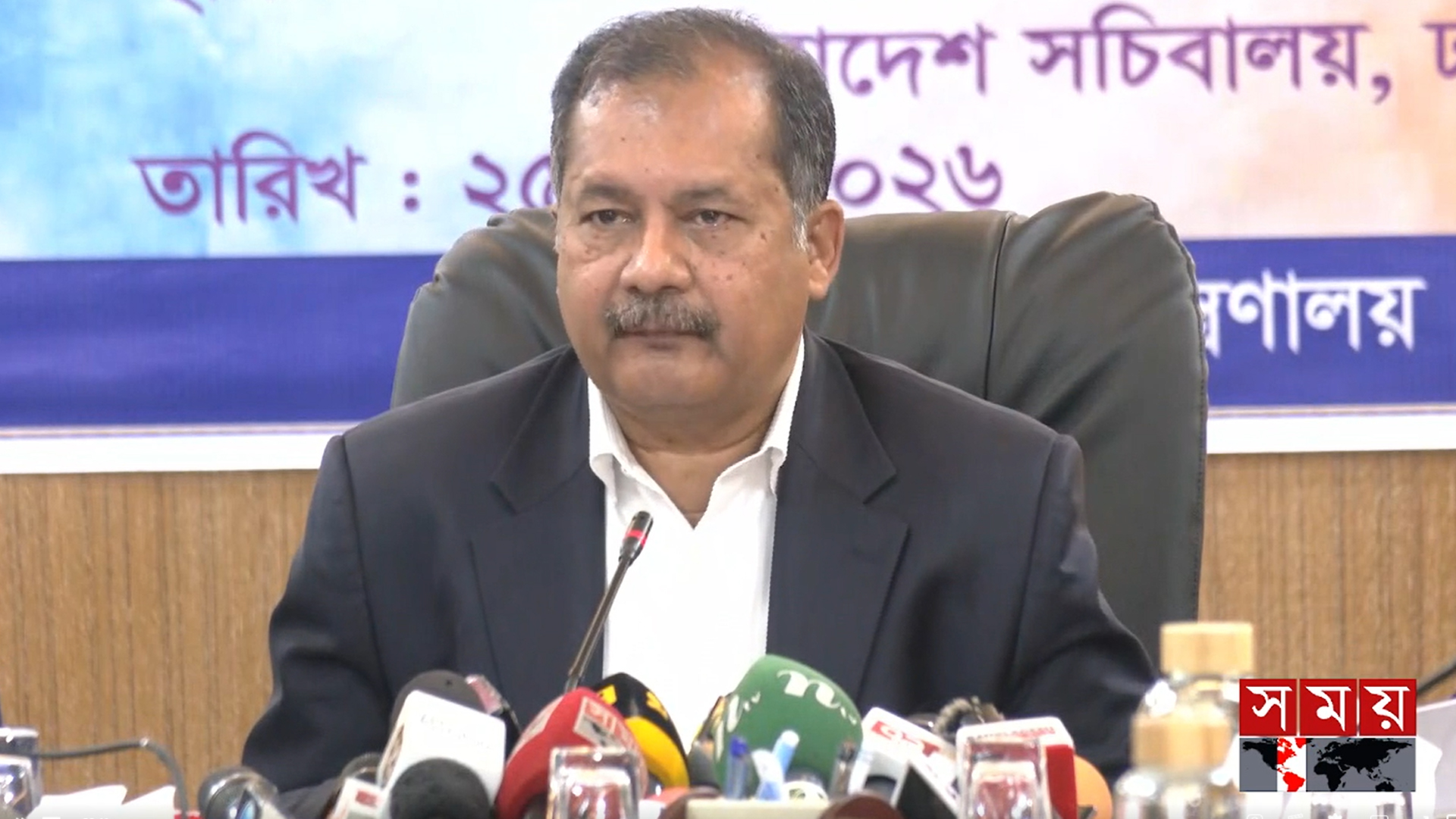 কাঠামোর মধ্যে ঢুকে পড়ায় গণমাধ্যম প্রগতিশীল হতে পারছে না: তথ্যমন্ত্রী