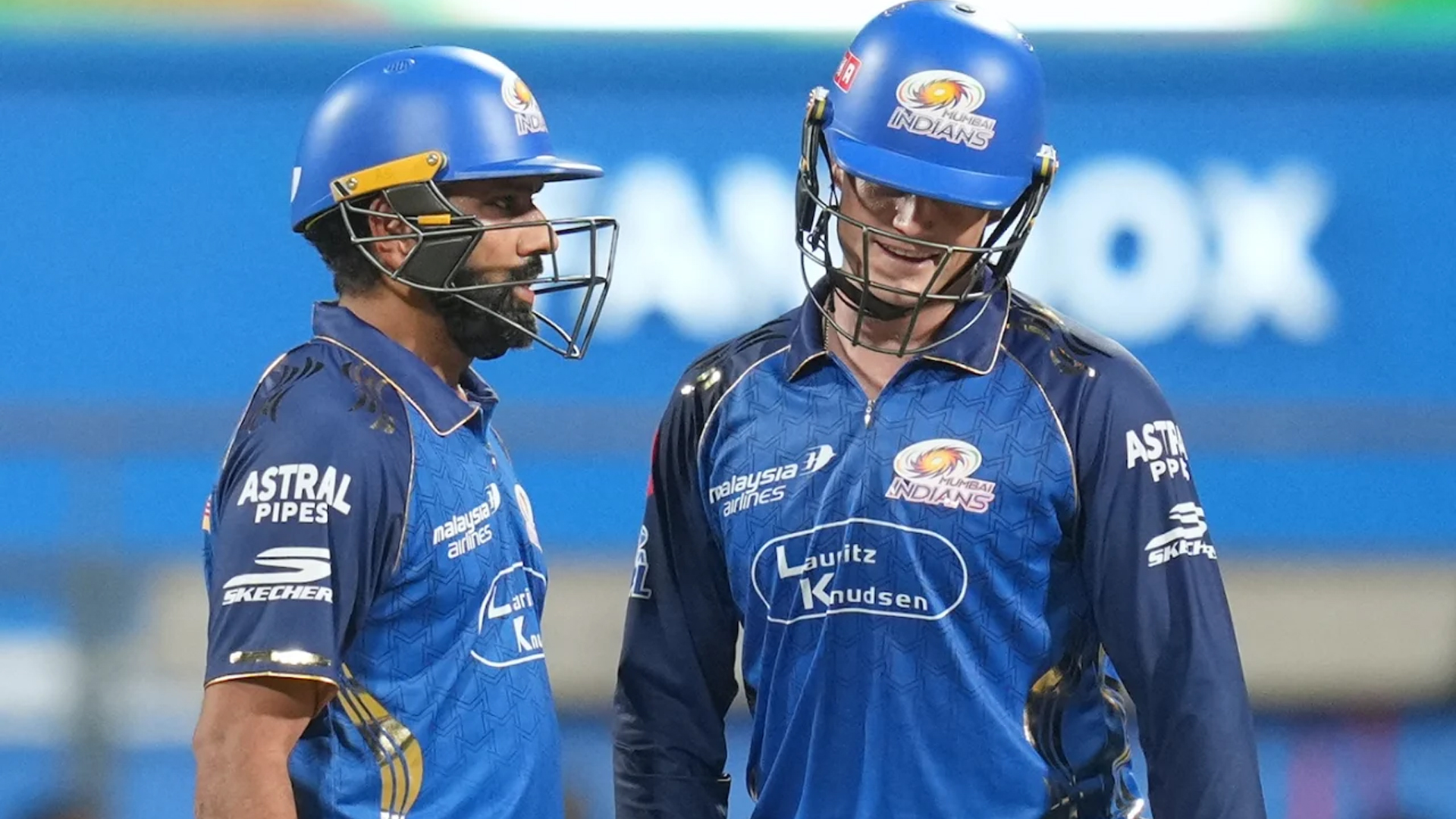 ১৩ বছরের অভিশাপ কাটিয়ে আসরের প্রথম ম্যাচেই মুম্বাইয়ের দাপুটে জয়