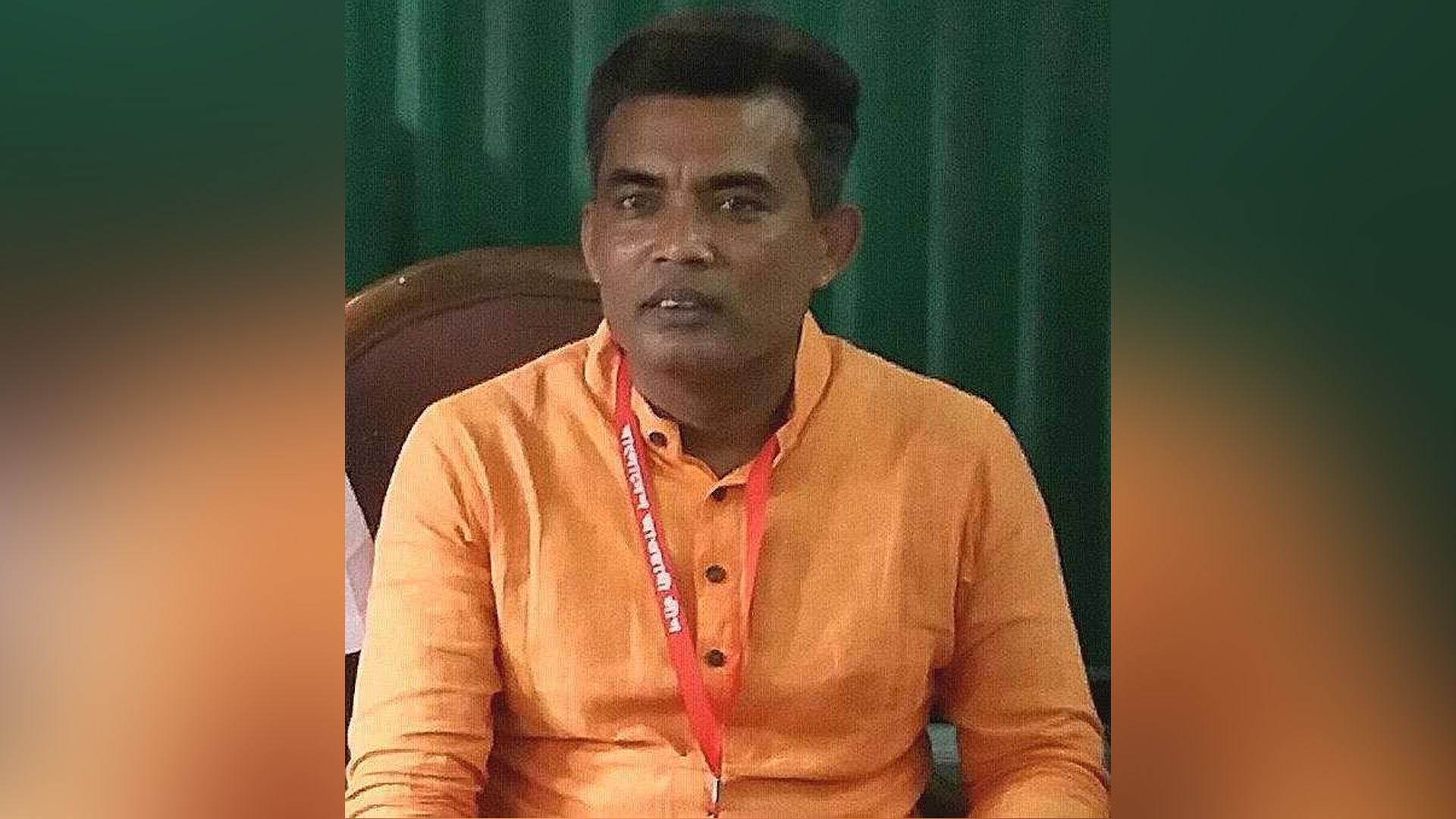 যশোরের আওয়ামী লীগ নেতা শাহারুলকে ধরে পুলিশে দিলো জনতা