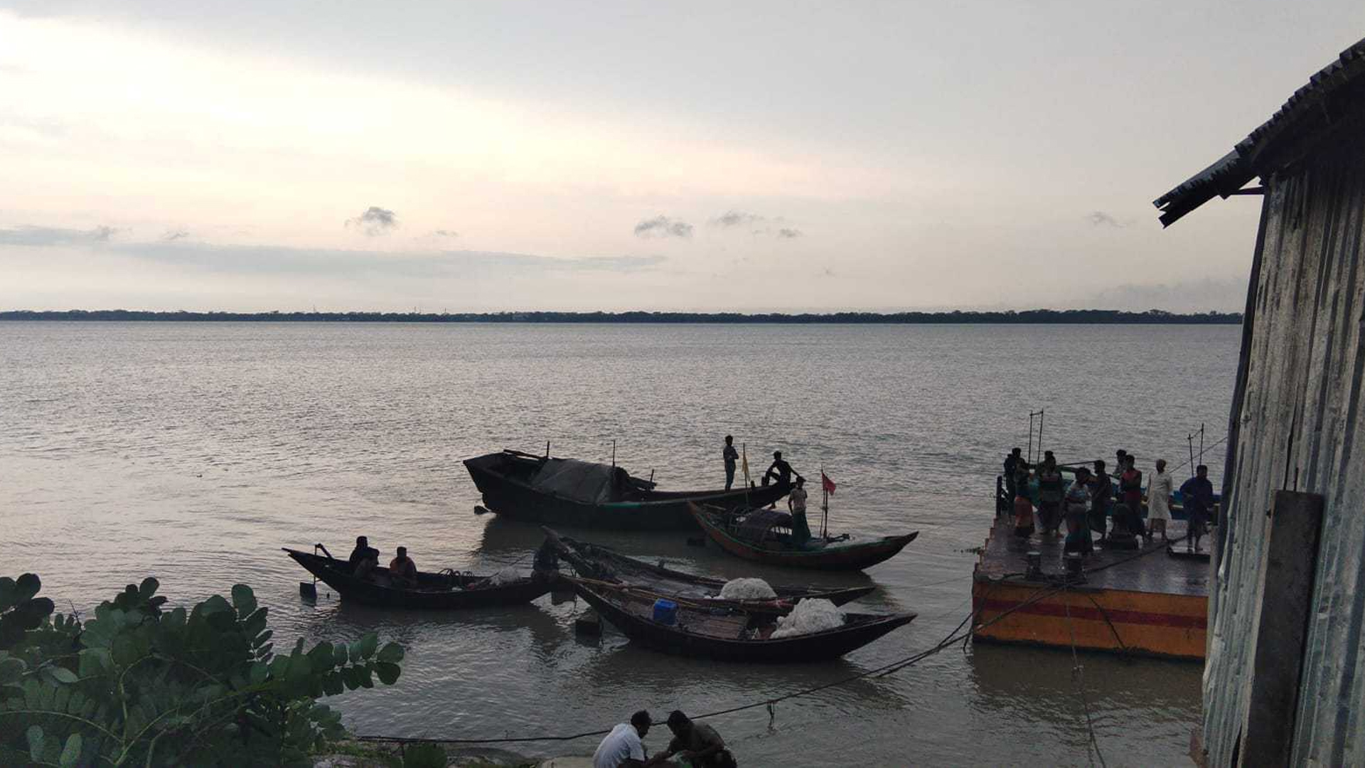 মঠবাড়িয়ায় বজ্রপাতে দুজনের মৃত্যু, একজন নিখোঁজ