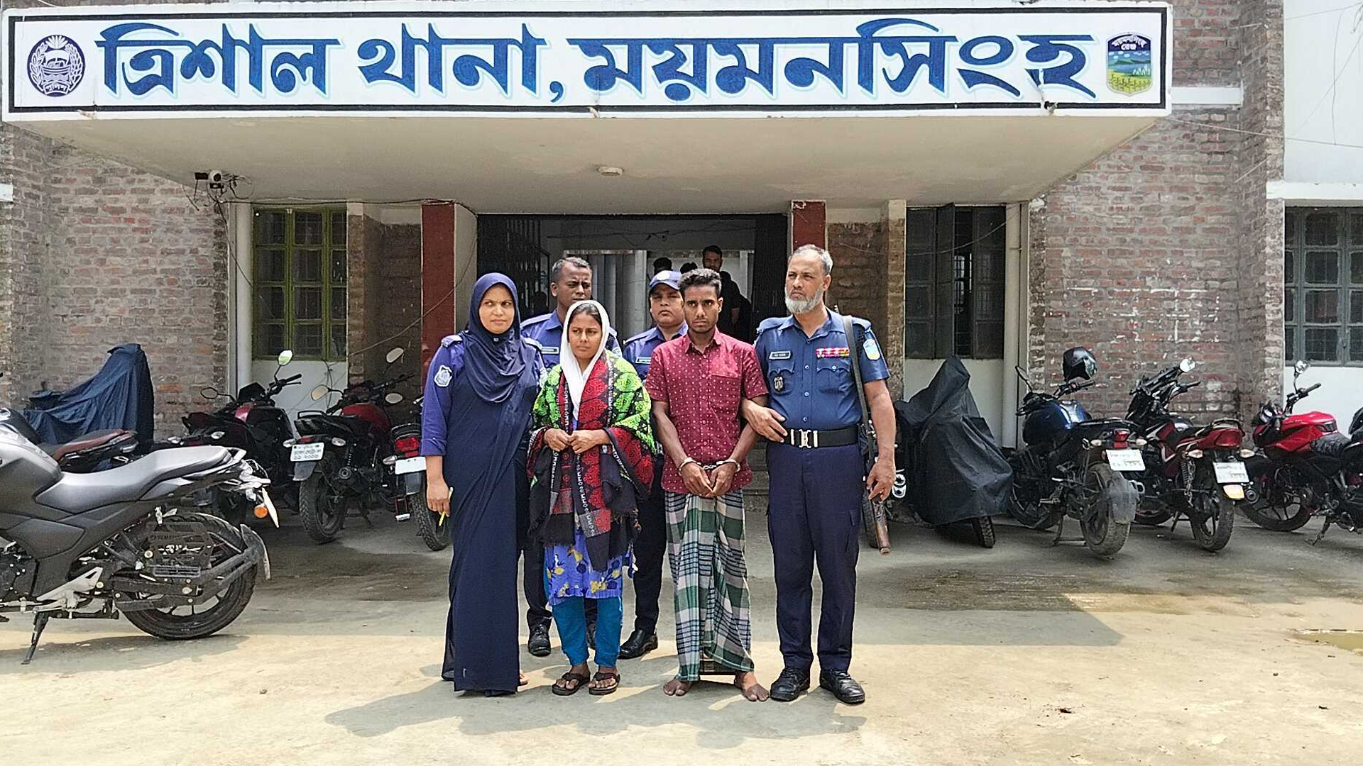 ত্রিশালে শিশু লাবিব হত্যা, গ্রেফতার বাবা ও সৎ মা