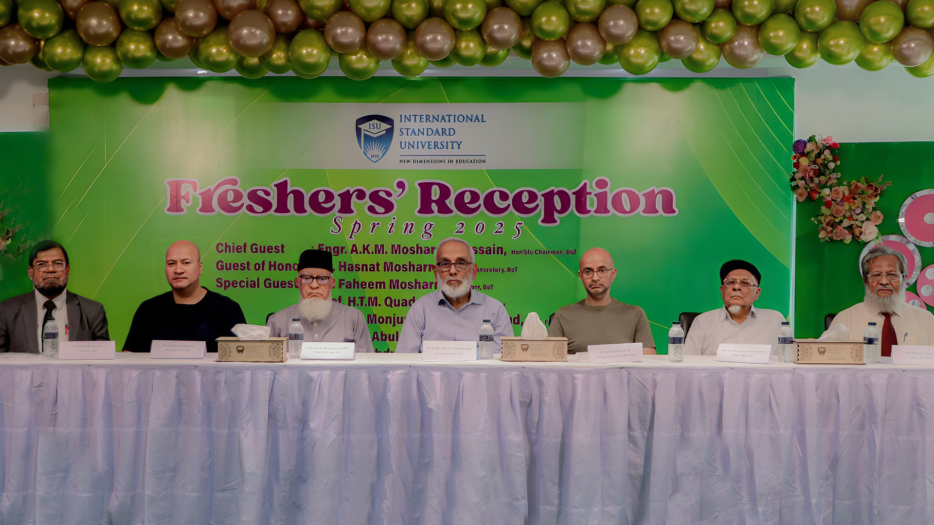 নতুনদের বরণ করল ইন্টারন্যাশনাল স্ট্যান্ডার্ড ইউনিভার্সিটি