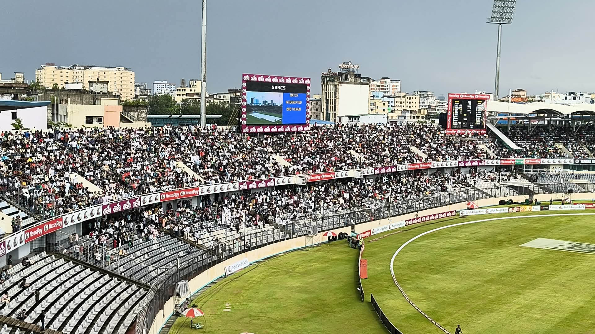 ঝুম বৃষ্টির পর মিরপুরে হালকা রোদ, আশা দেখাচ্ছে সমর্থকদের