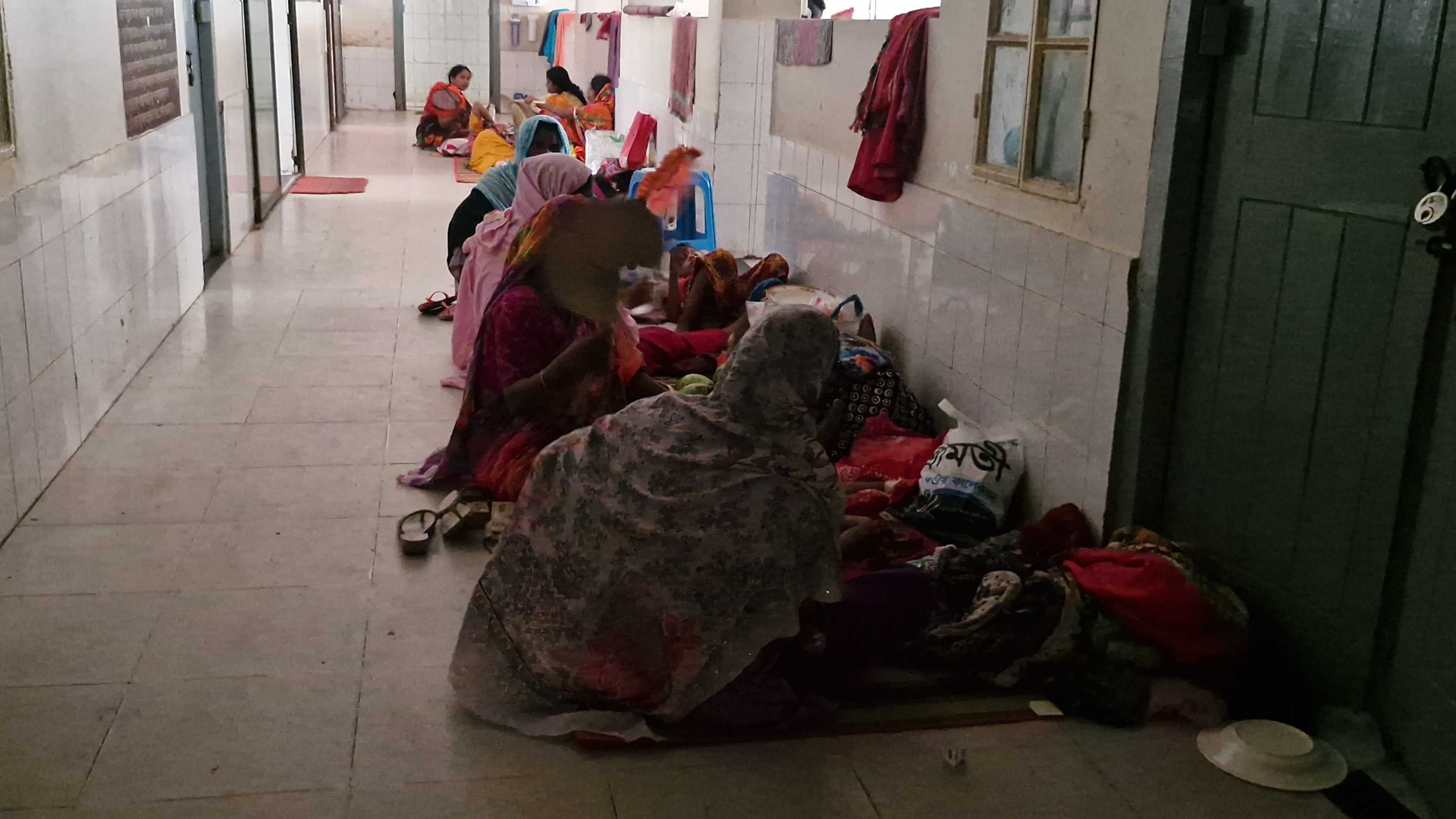 চাঁপাইনবাবগঞ্জে হাজার ছাড়ালো হামের উপসর্গ নিয়ে হাসপাতালে ভর্তি রোগীর সংখ্যা