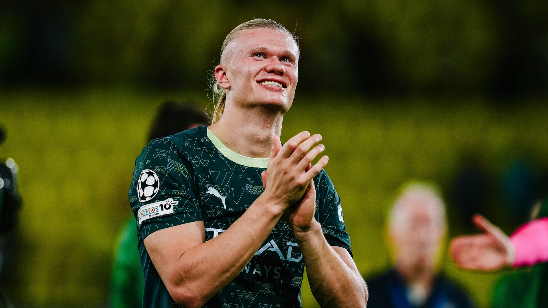 আর্সেনাল-বার্সেলোনার সহজ জয়ের রাতে হলান্ডের রেকর্ড