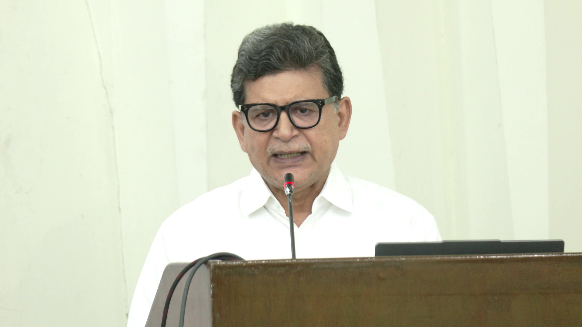 ব্যাংকিং খাতের বিপর্যয়ে সরকারকে সুনির্দিষ্ট পরিকল্পনার পরামর্শ জিল্লুর রহমানের