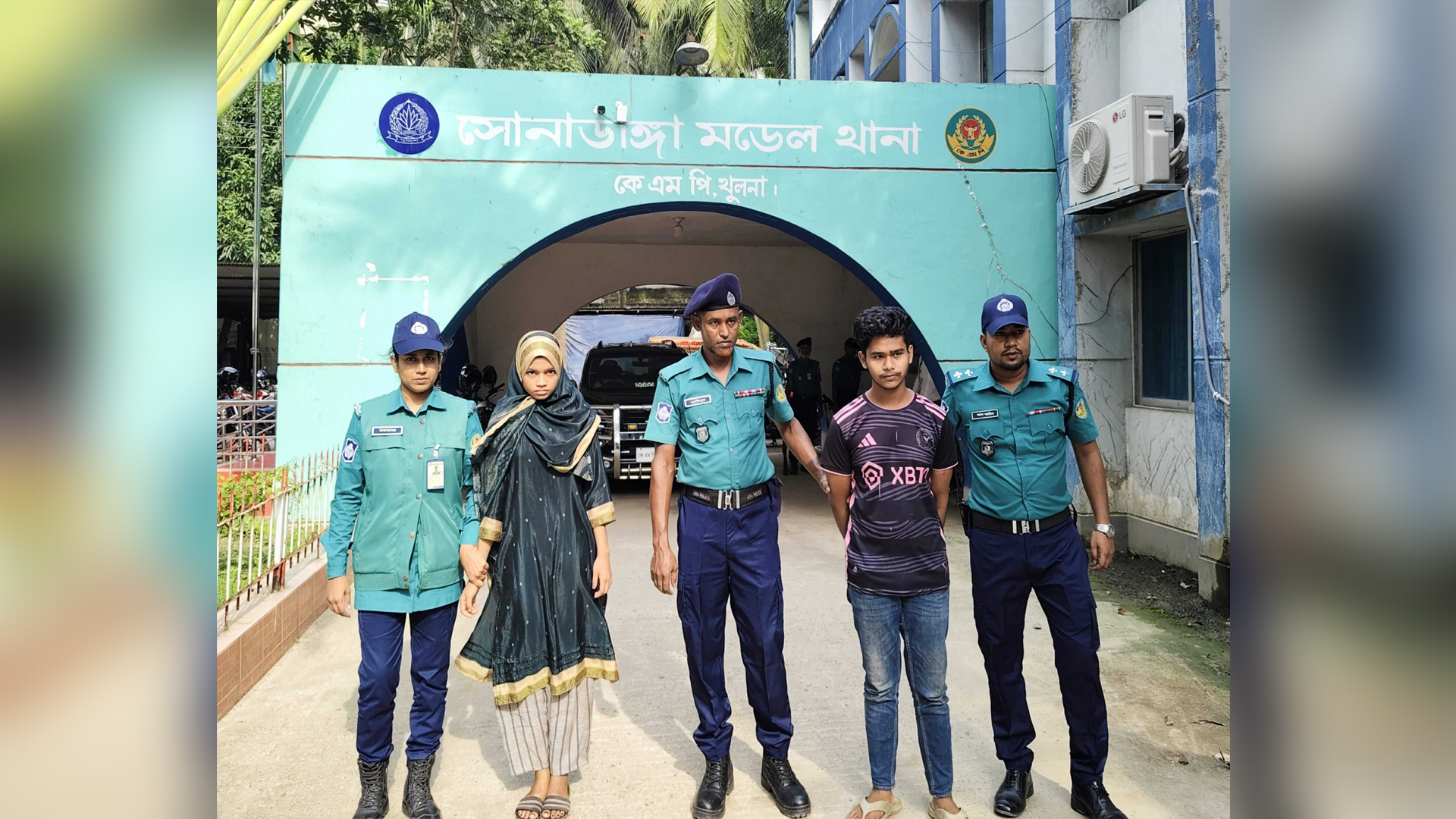 লিটনকে ঘুমের ওষুধ খাওয়ায় পুত্রবধূ, পরে বটি দিয়ে গলা কাটে ছেলে