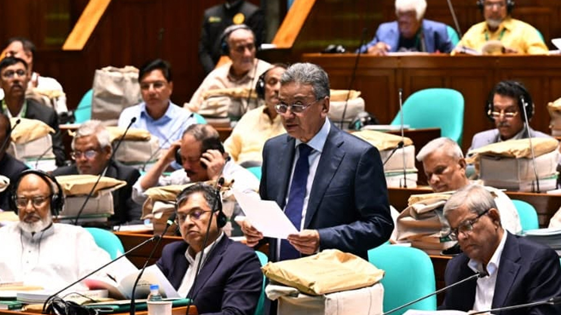 ক্রিয়েটিভ শিল্পের সম্ভাবনাকে অর্থনীতির মূলধারায় আন