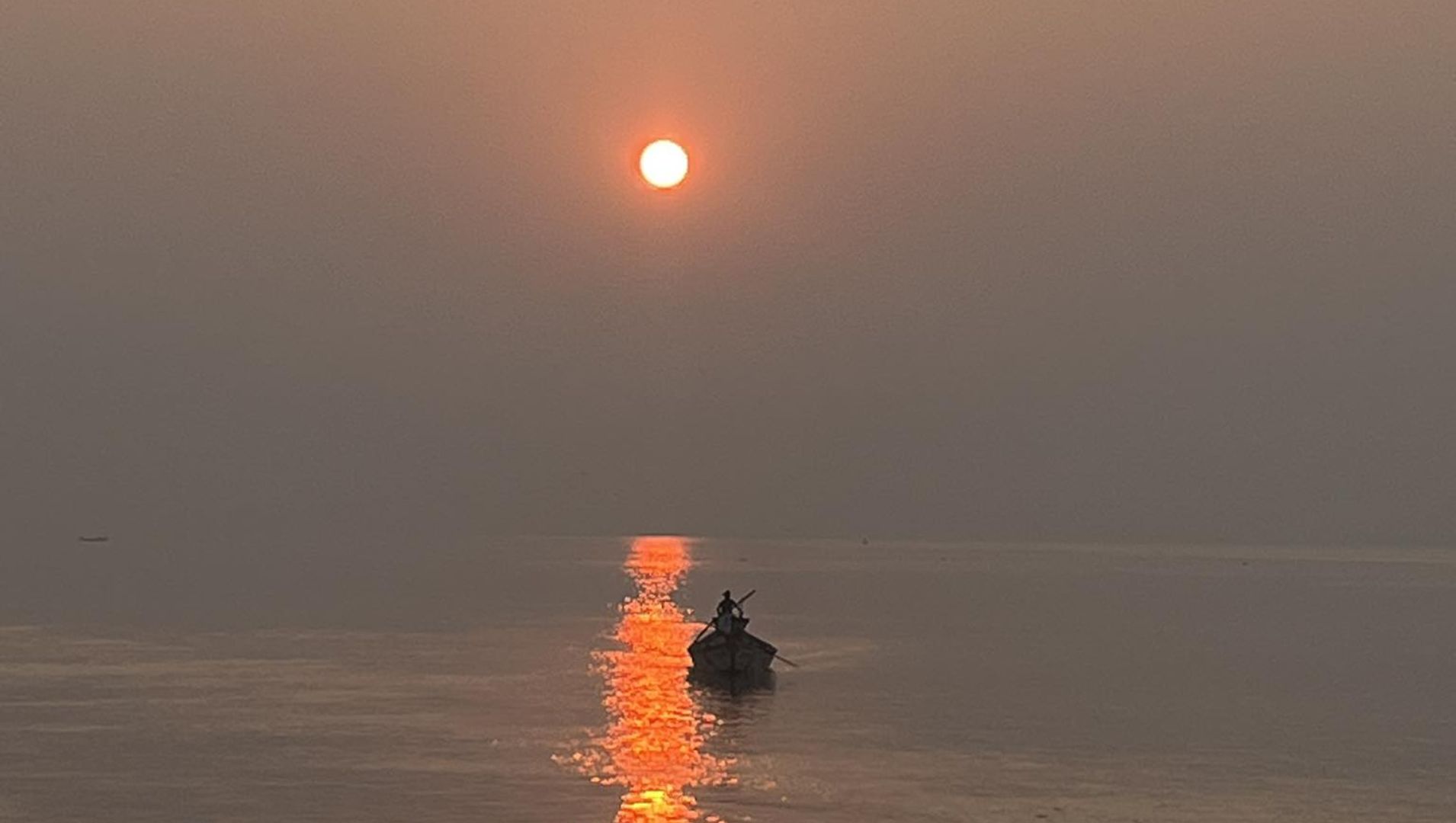 দিনের শুরুতে যেসব আমলে নিরাপদ থাকবেন