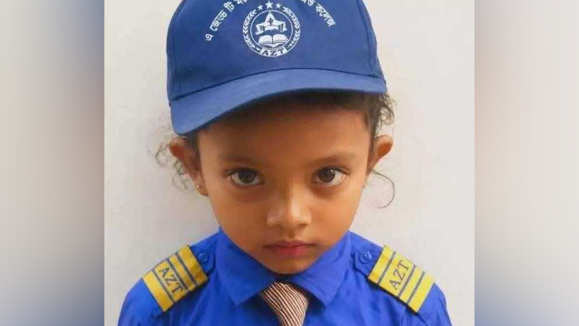 বাবার পোলট্রি খামারে বিদ্যুৎস্পৃষ্ট হয়ে স্কুলছাত্রীর মৃত্যু
